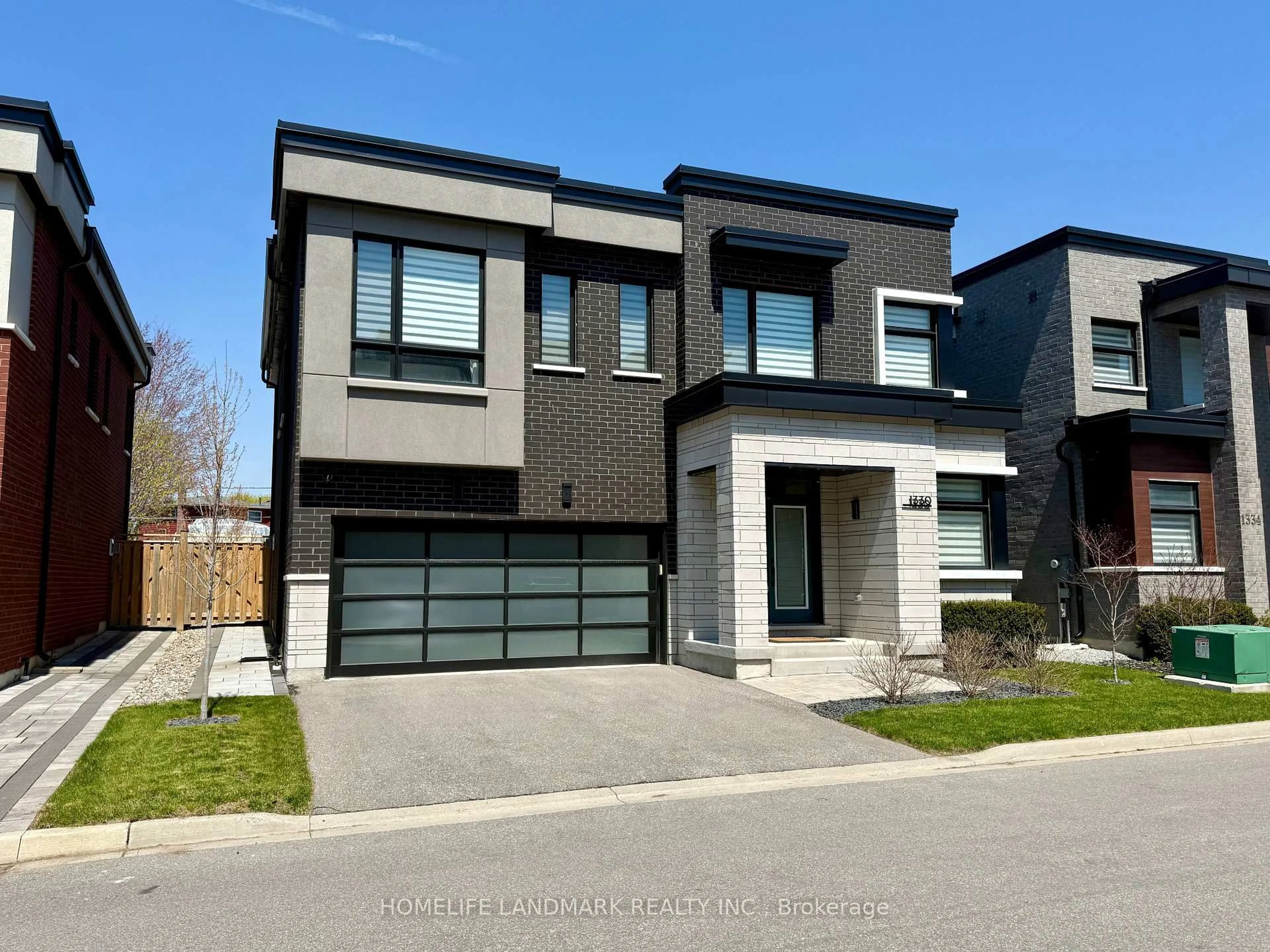Home with brick exterior material, street for 1330 Gull Crossing, Pickering Ontario L1W 0B7