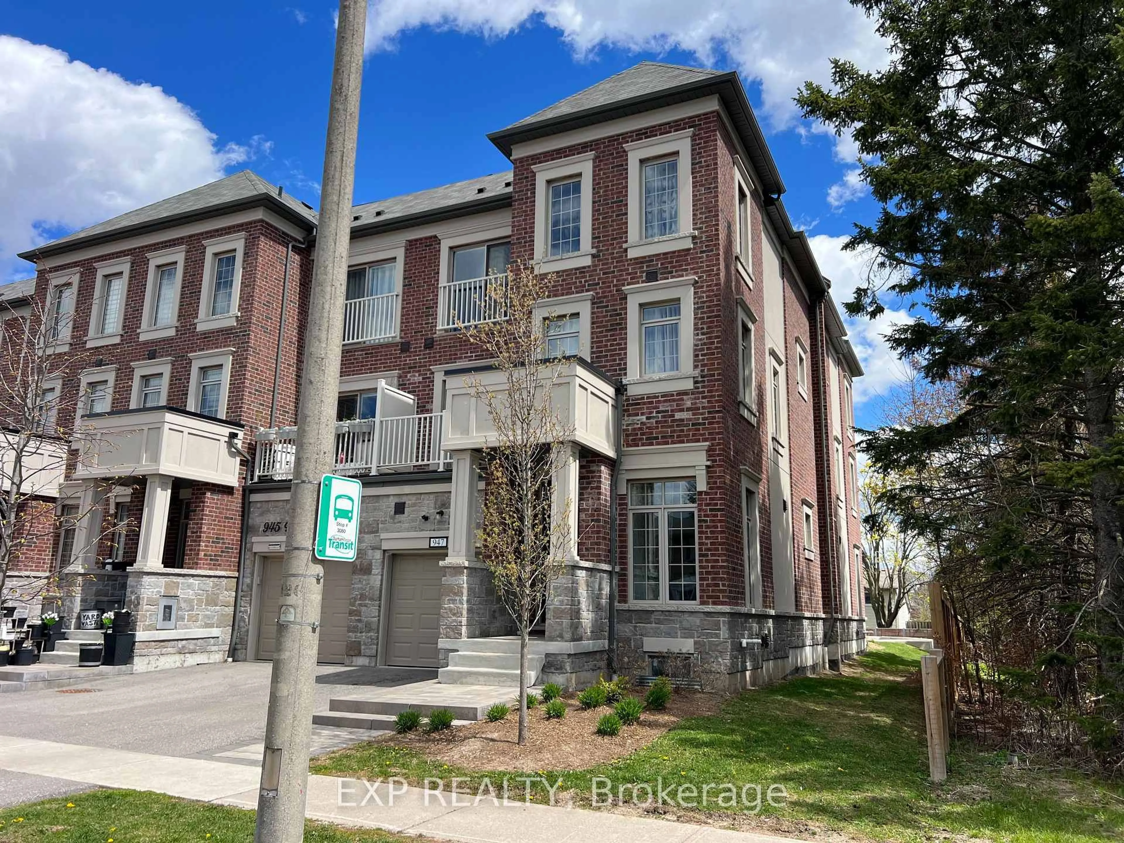 Home with brick exterior material, street for 947 Finley Ave, Ajax Ontario L1S 3V5