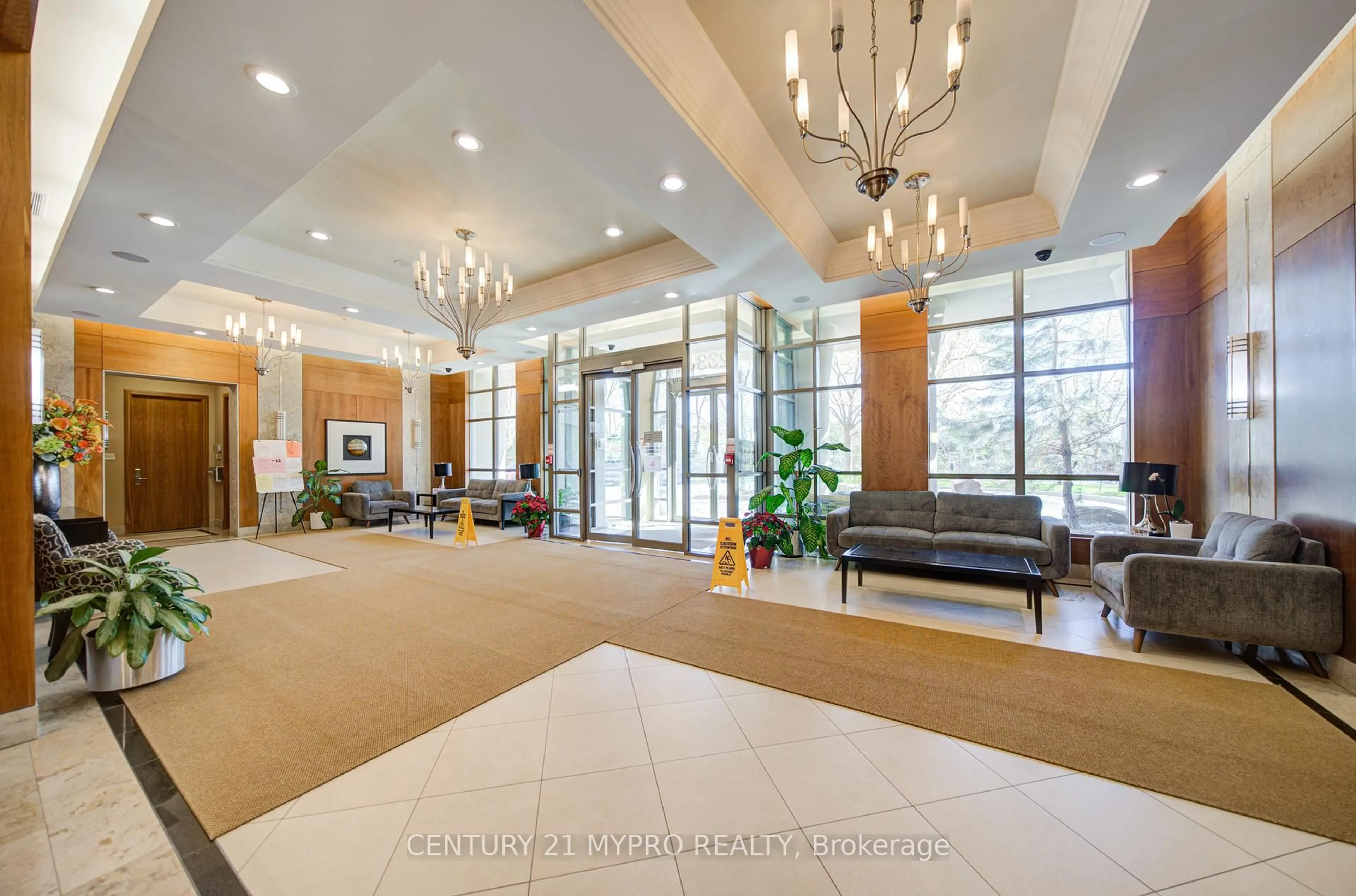 Indoor foyer for 238 Bonis Ave #922, Toronto Ontario M1T 3W7