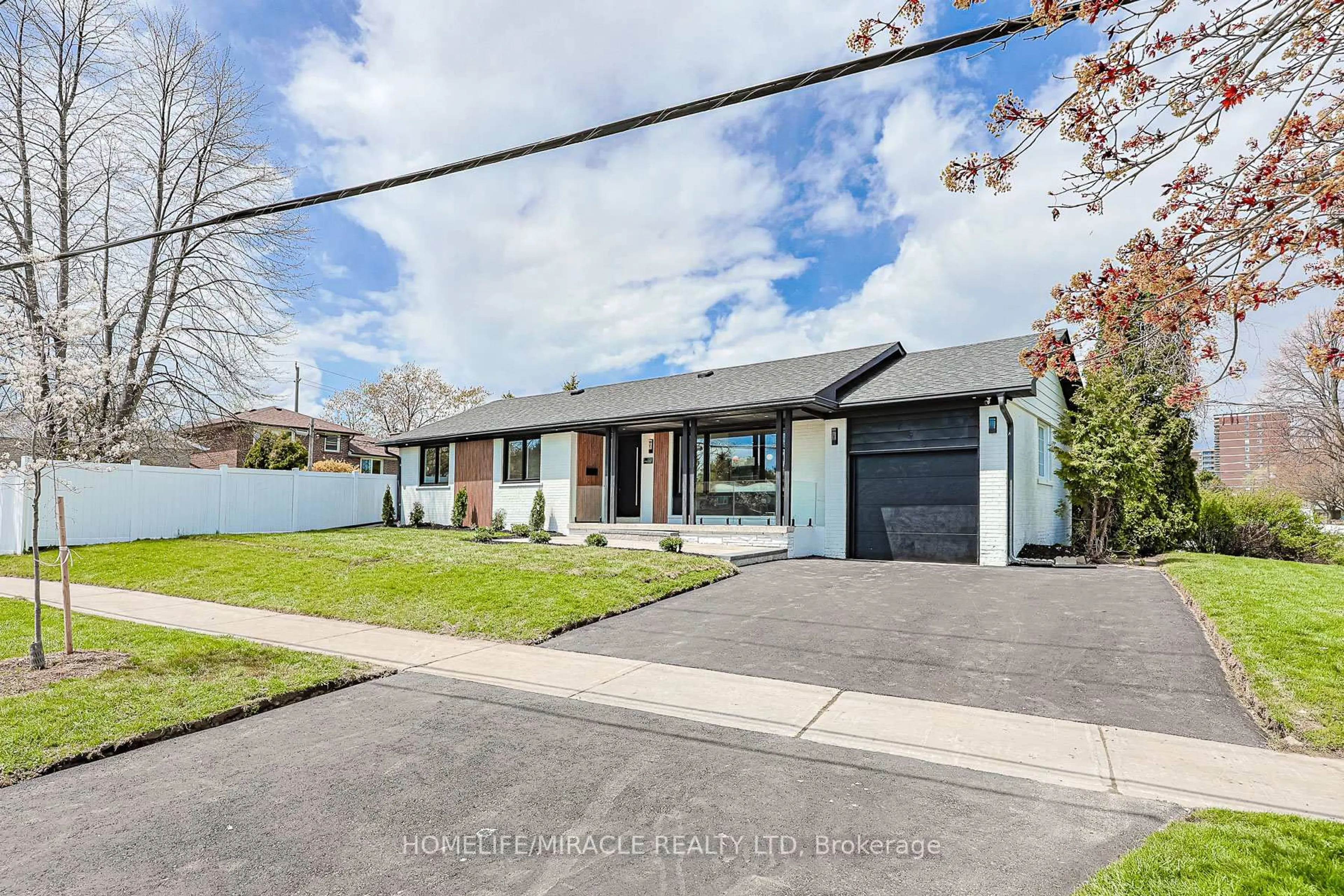 Home with brick exterior material, street for 158 Cass Ave, Toronto Ontario M1T 2B7