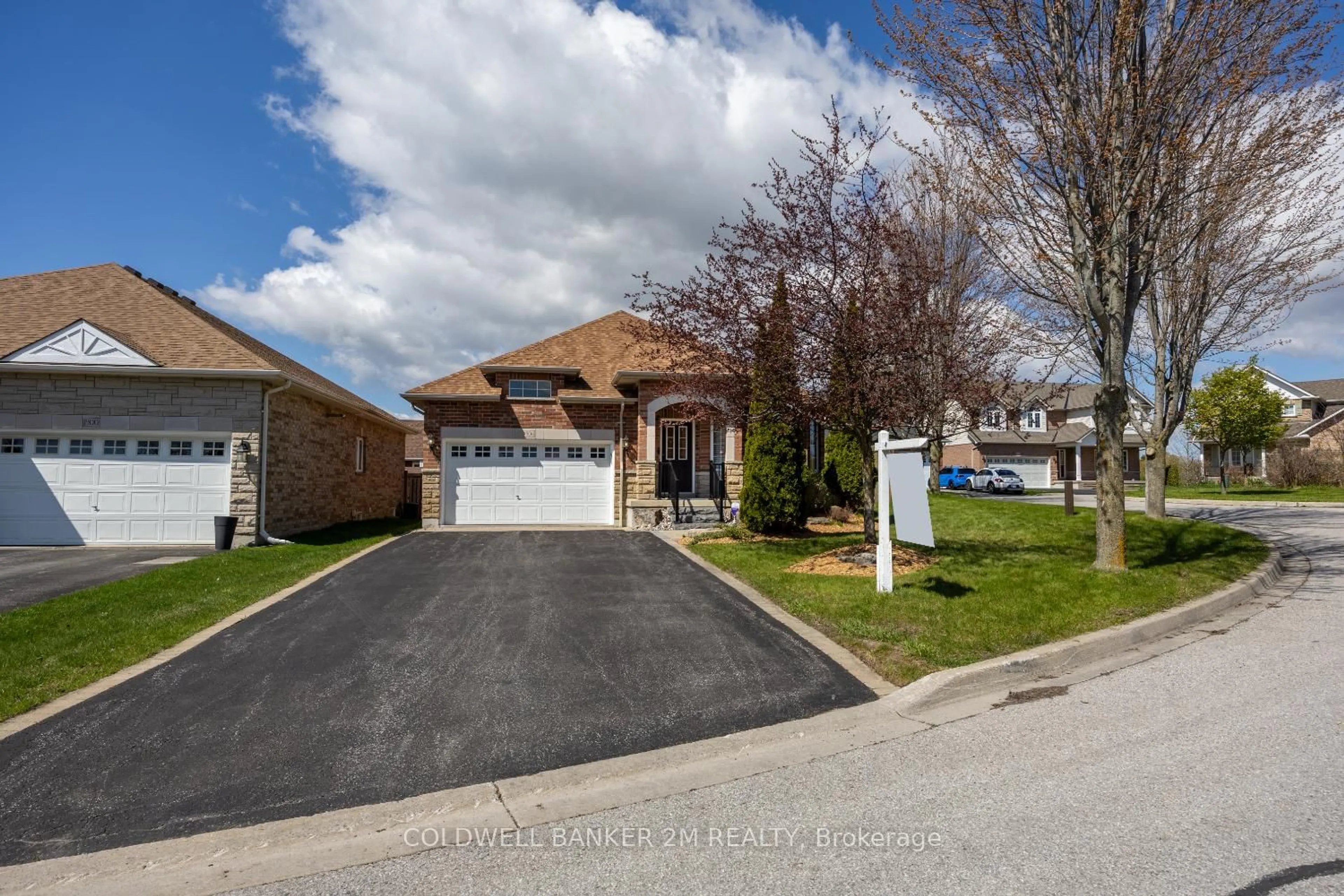 Unknown for 1904 Clearwater Crt, Oshawa Ontario L1K 2Z6