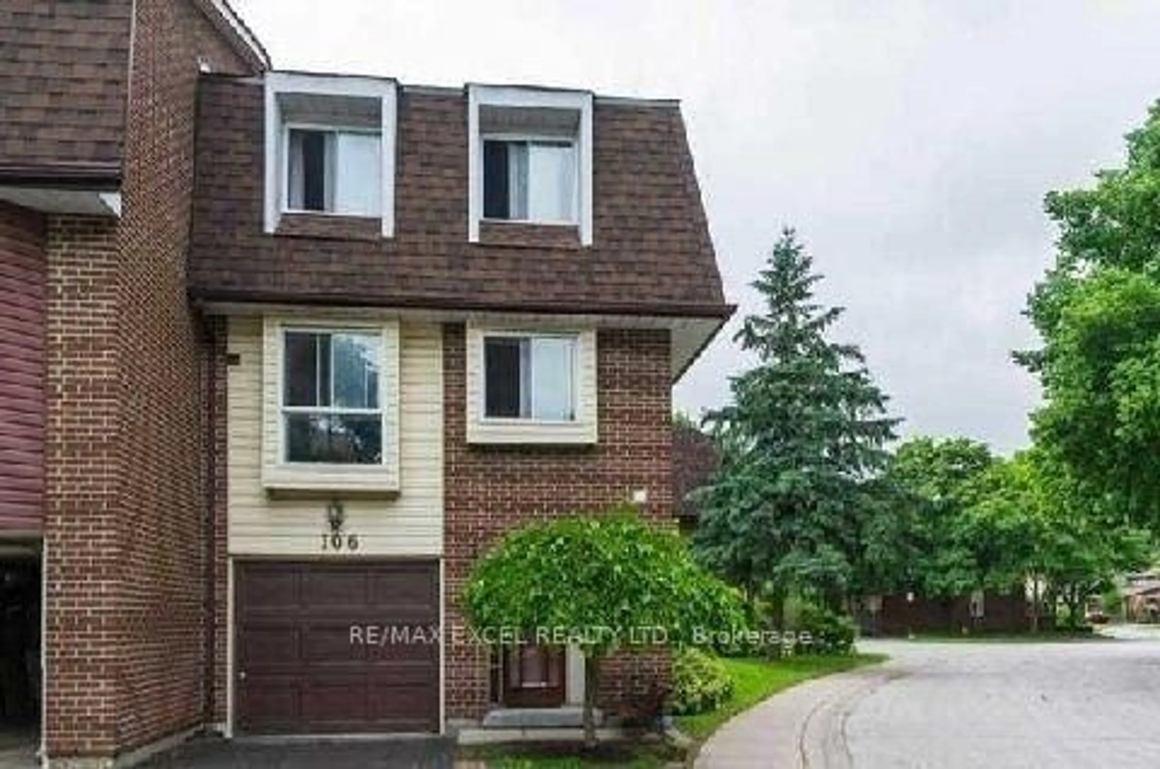Home with brick exterior material, street for 4662 Kingston Rd #106, Toronto Ontario M1E 4Y7