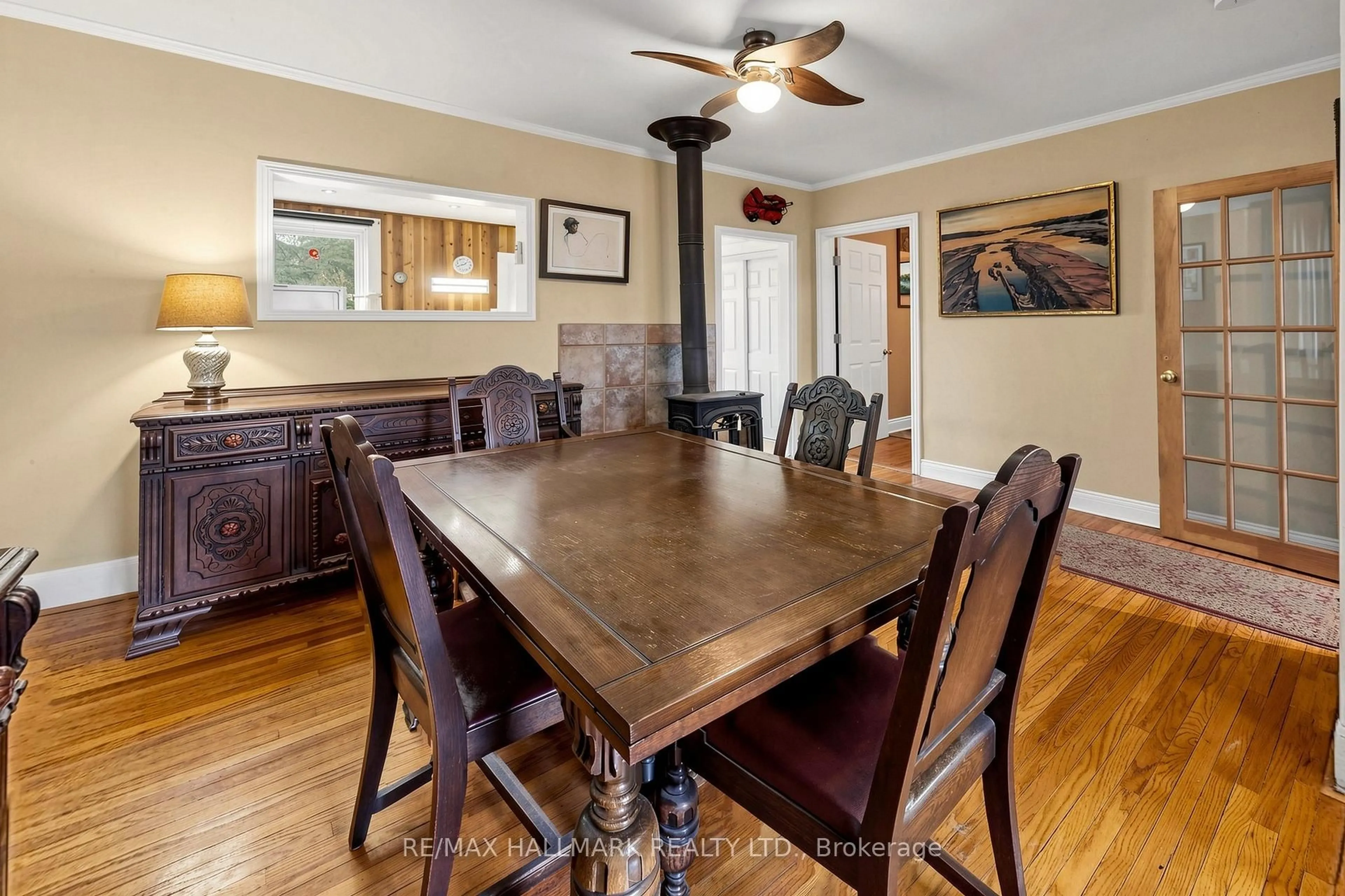 Dining room, wood/laminate floor for 38 Norwood Rd, Toronto Ontario M4E 2S2