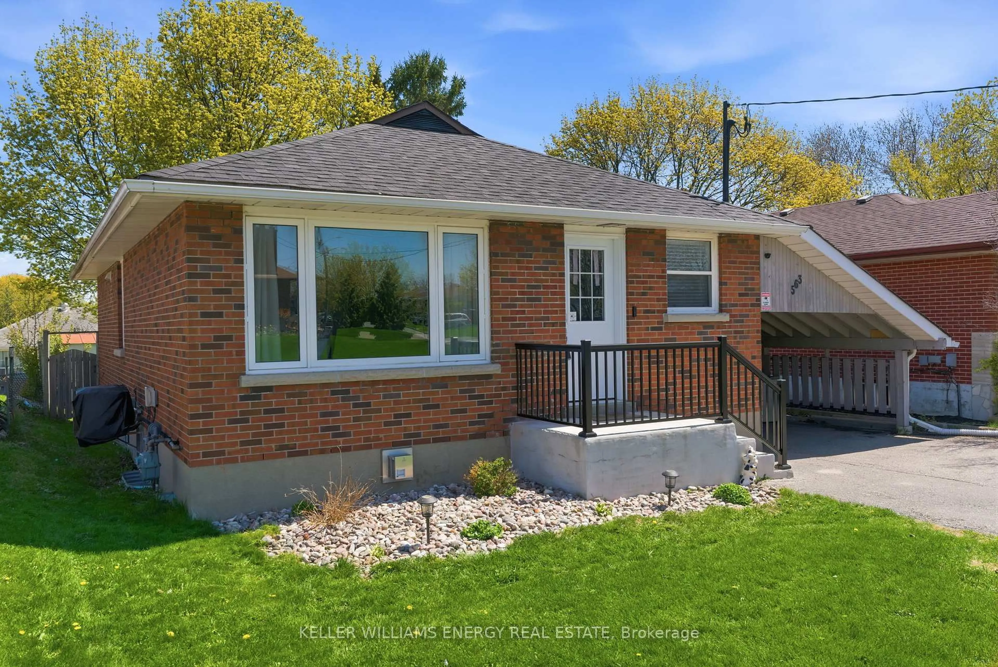 Home with brick exterior material, street for 563 Coleridge St, Oshawa Ontario L1H 6S7