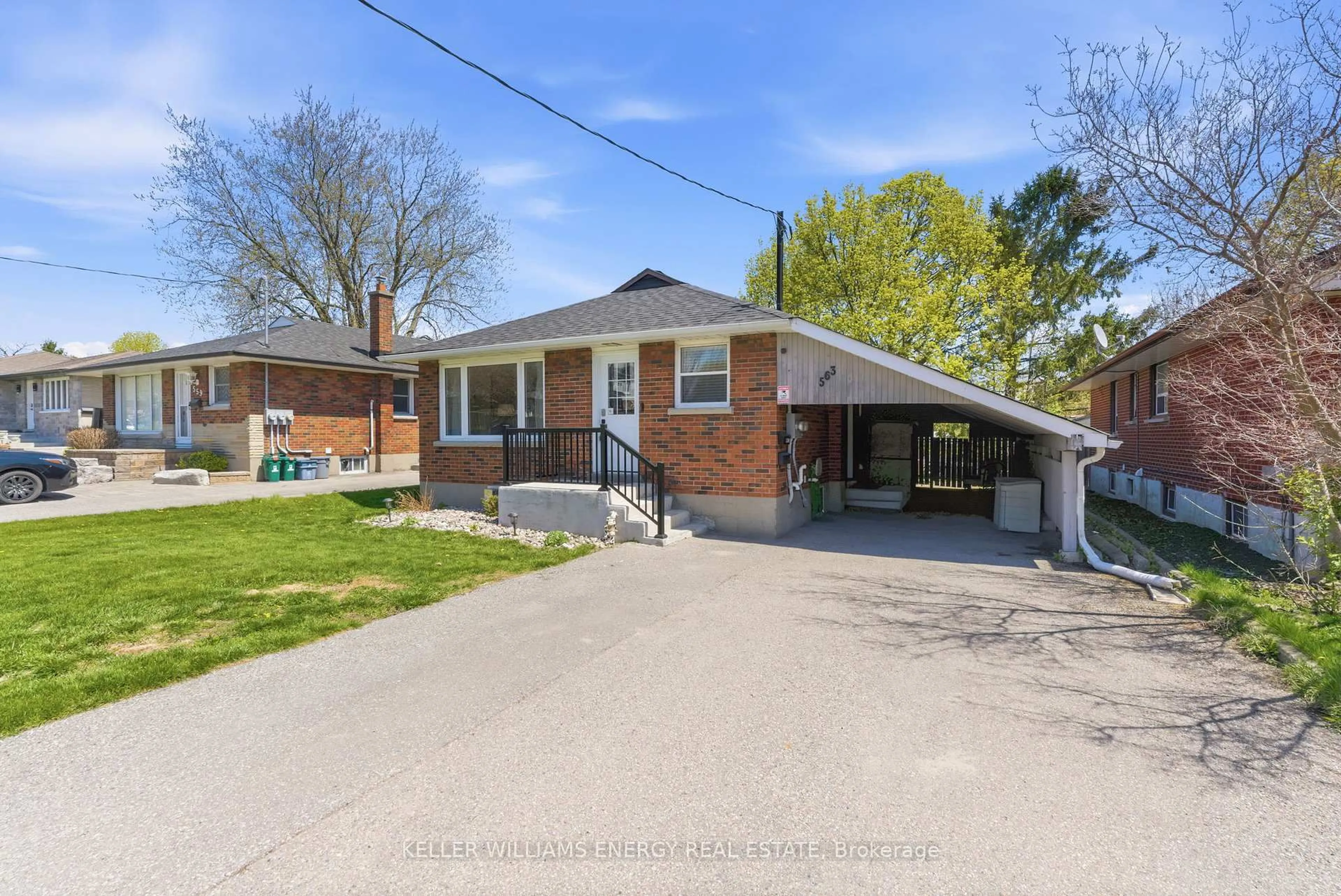Unknown for 563 Coleridge St, Oshawa Ontario L1H 6S7