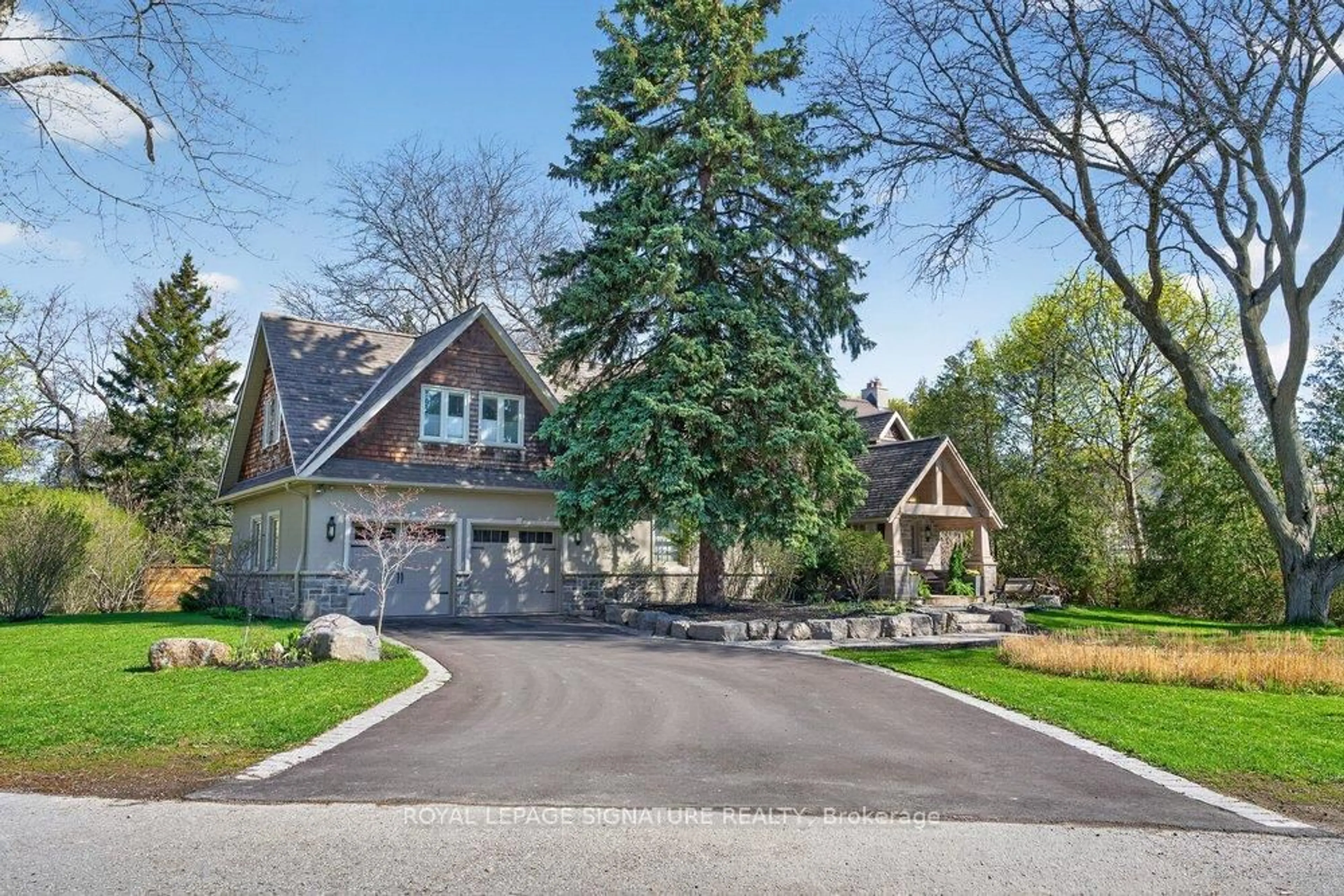 Unknown for 2 Pine Ridge Dr, Toronto Ontario M1M 2X3