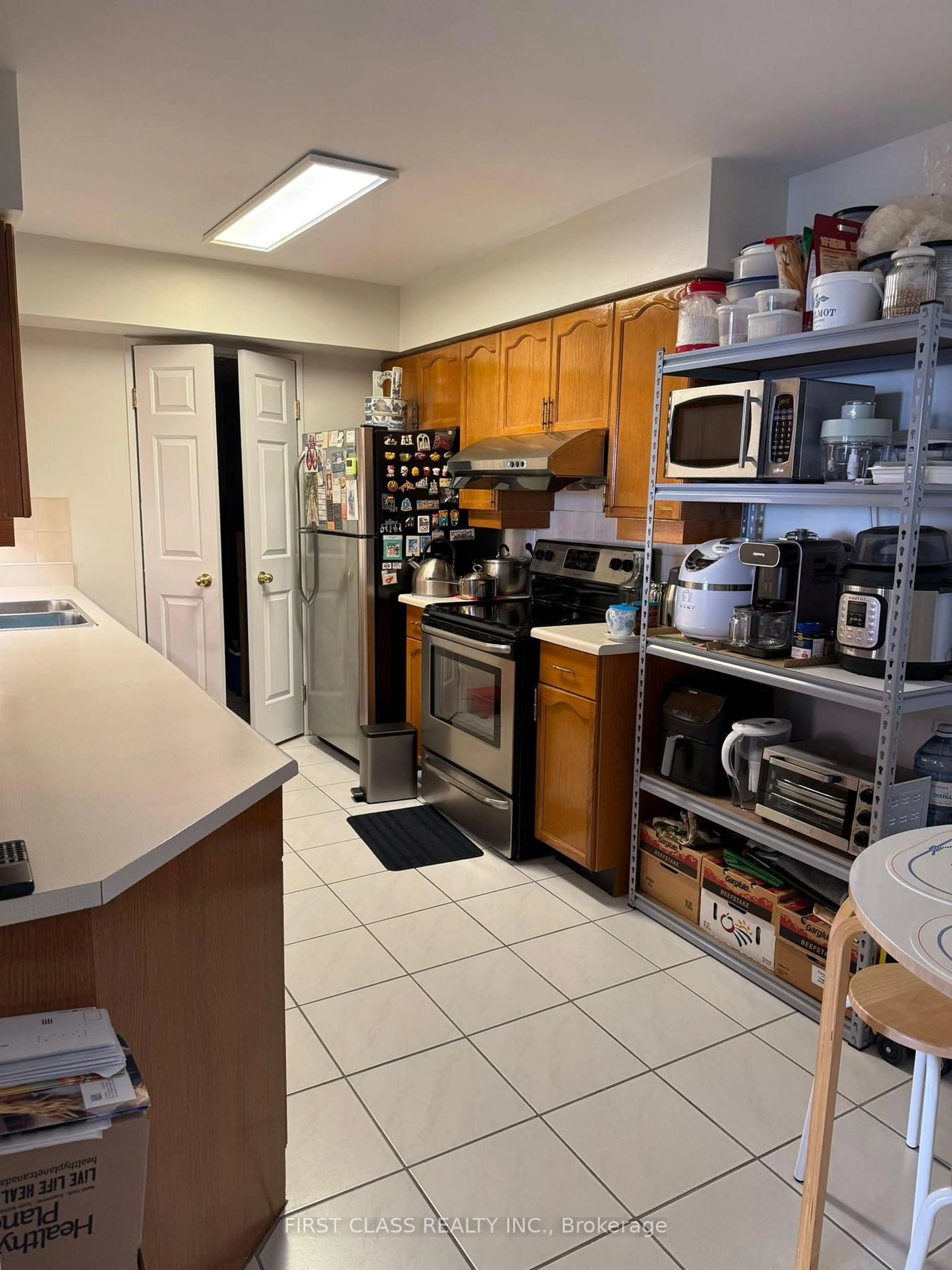 Standard kitchen, unknown for 175 Bamburgh Circ #708, Toronto Ontario M1W 3X8