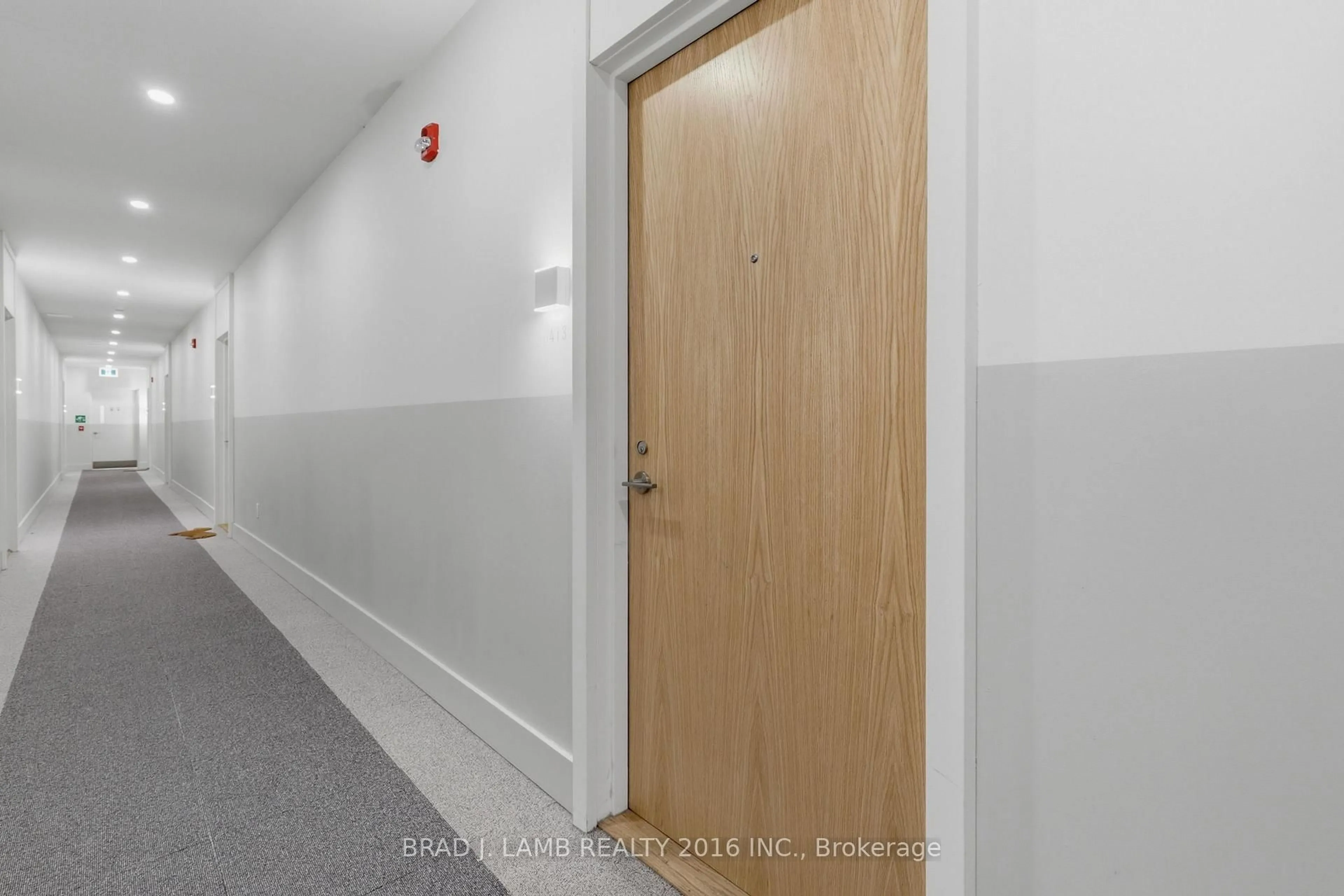 Unknown for 495 Logan Ave #413, Toronto Ontario M4K 0A5