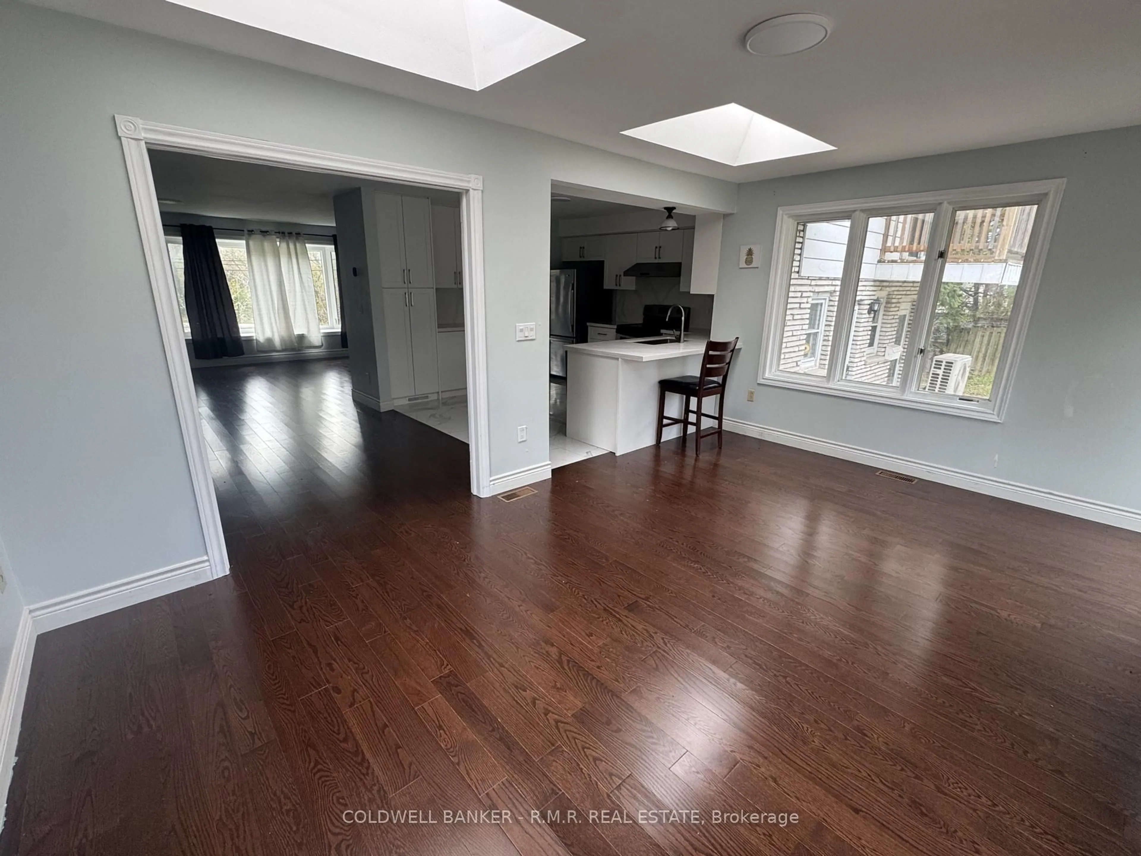 A pic of a room for 1549 Simcoe St, Oshawa Ontario L1G 4X8