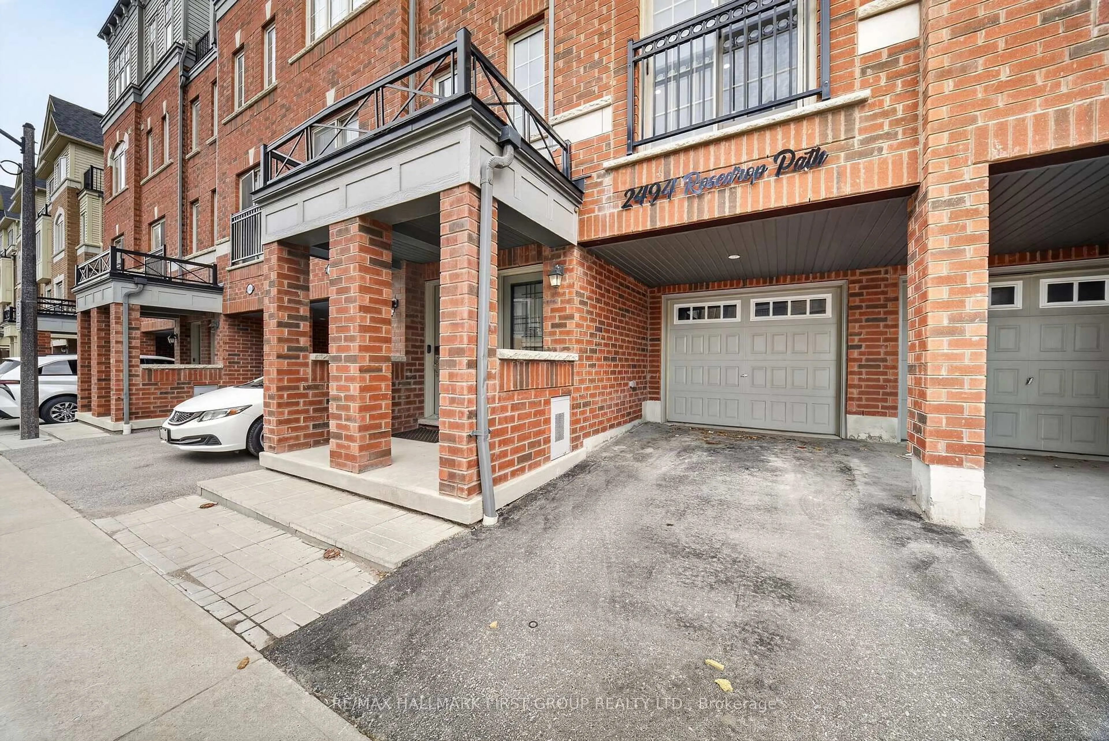Unknown for 2494 Rosedrop Path #204, Oshawa Ontario L1L 0L2
