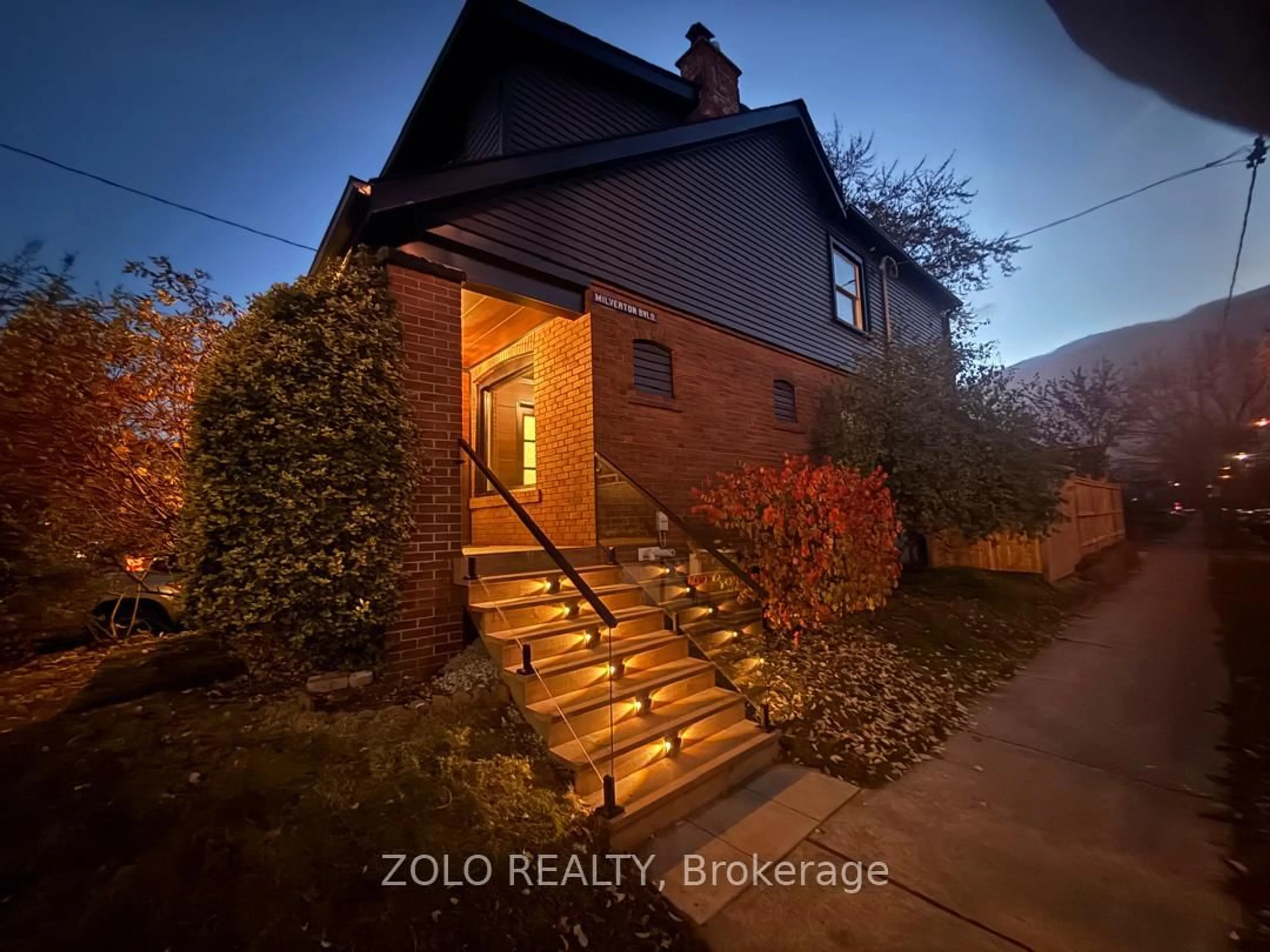 Unknown for 98 Woodmount Ave, Toronto Ontario M4C 3Y2