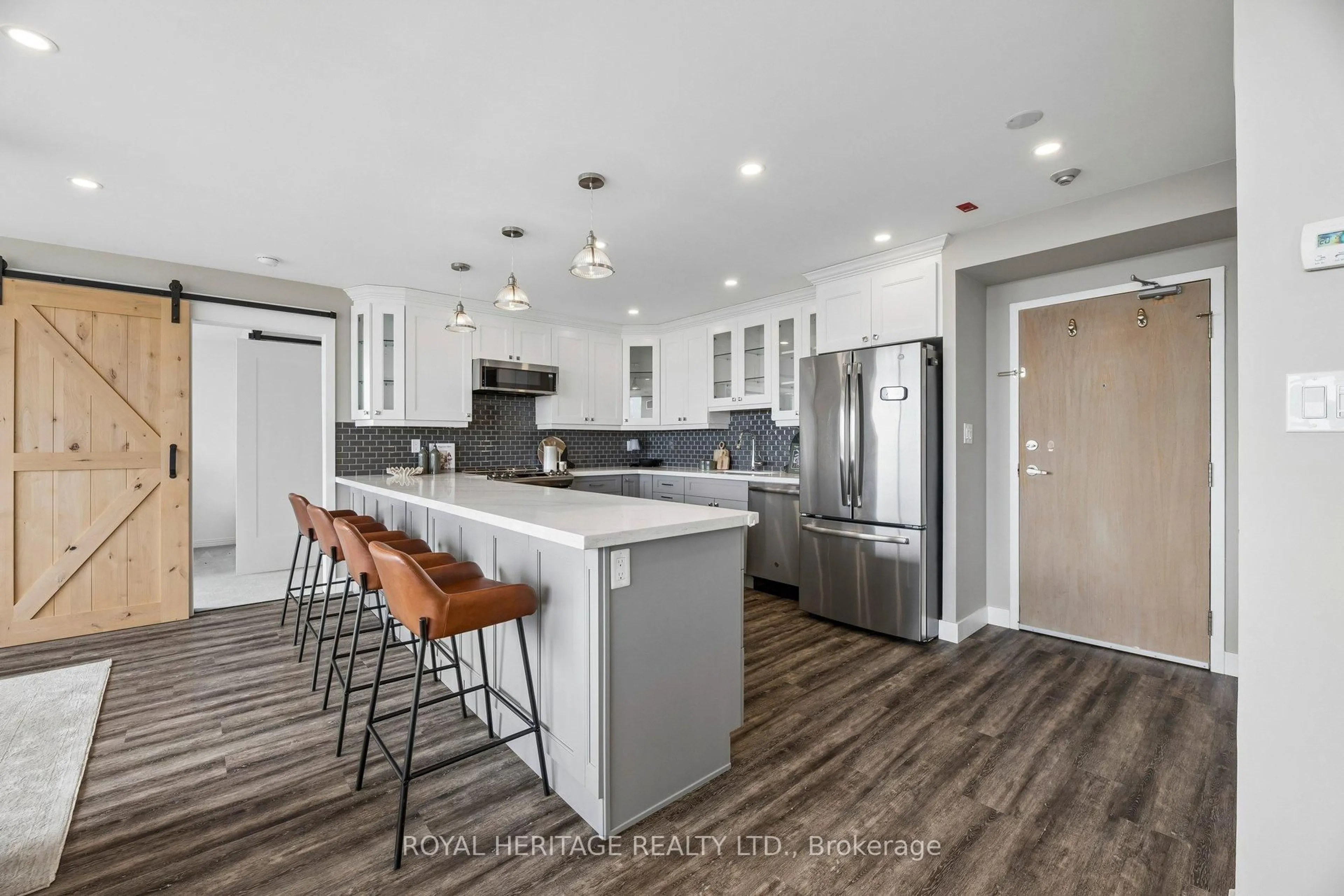 Open concept kitchen, unknown for 711 Rossland Rd #1209, Whitby Ontario L1N 8Z1