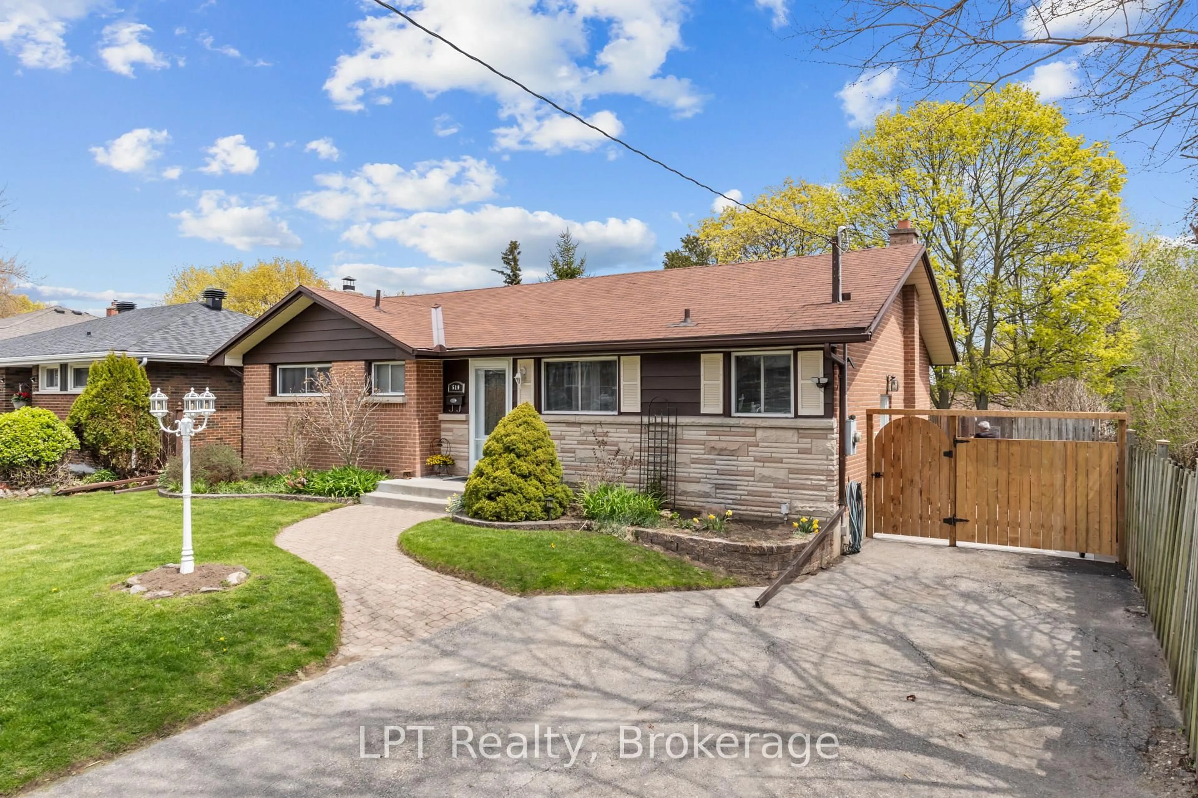 Home with brick exterior material, street for 519 Rosmere St, Oshawa Ontario L1J 5H5