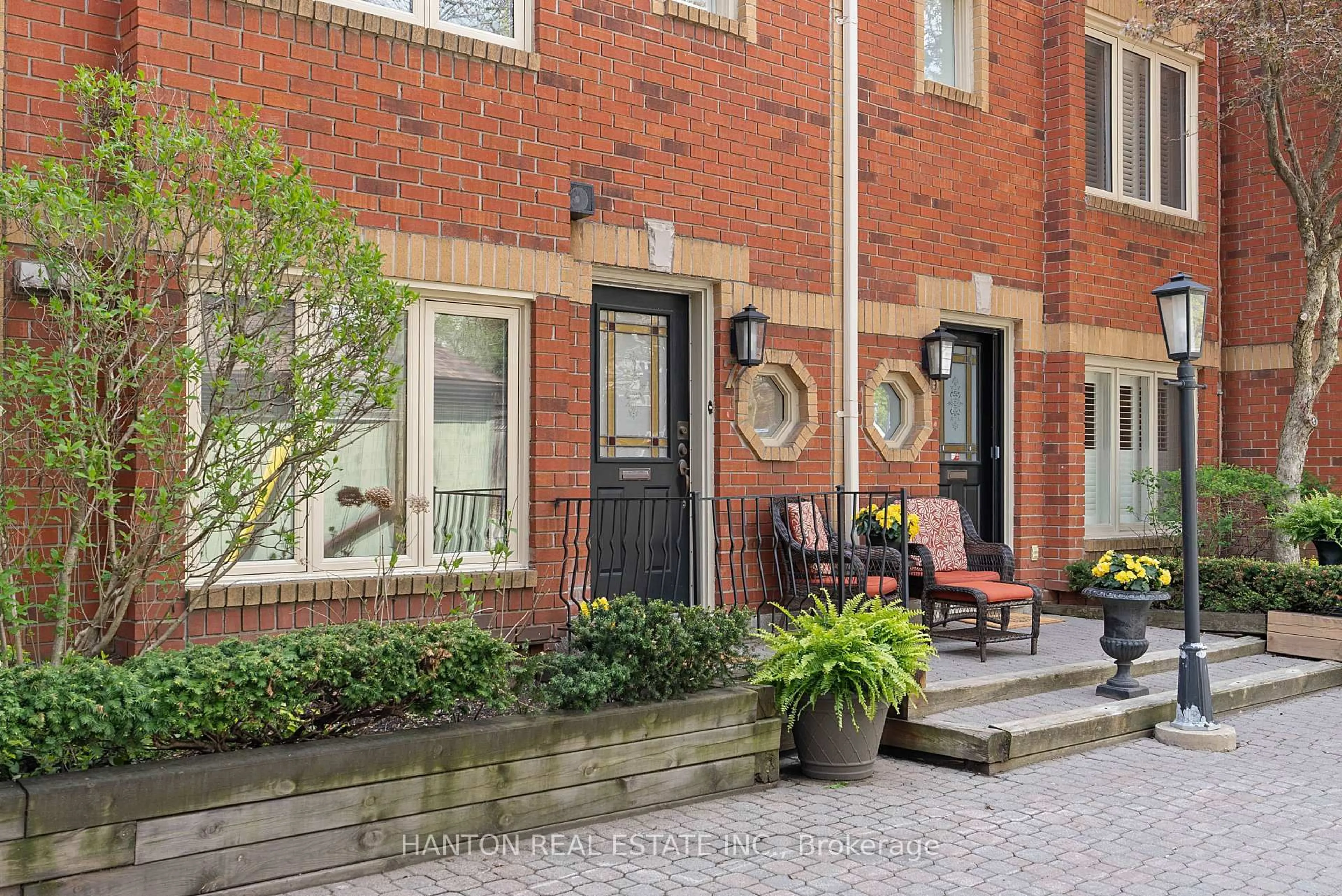 Home with brick exterior material, street for 18 Doncrest Rd #7, Toronto Ontario M4K 1R8