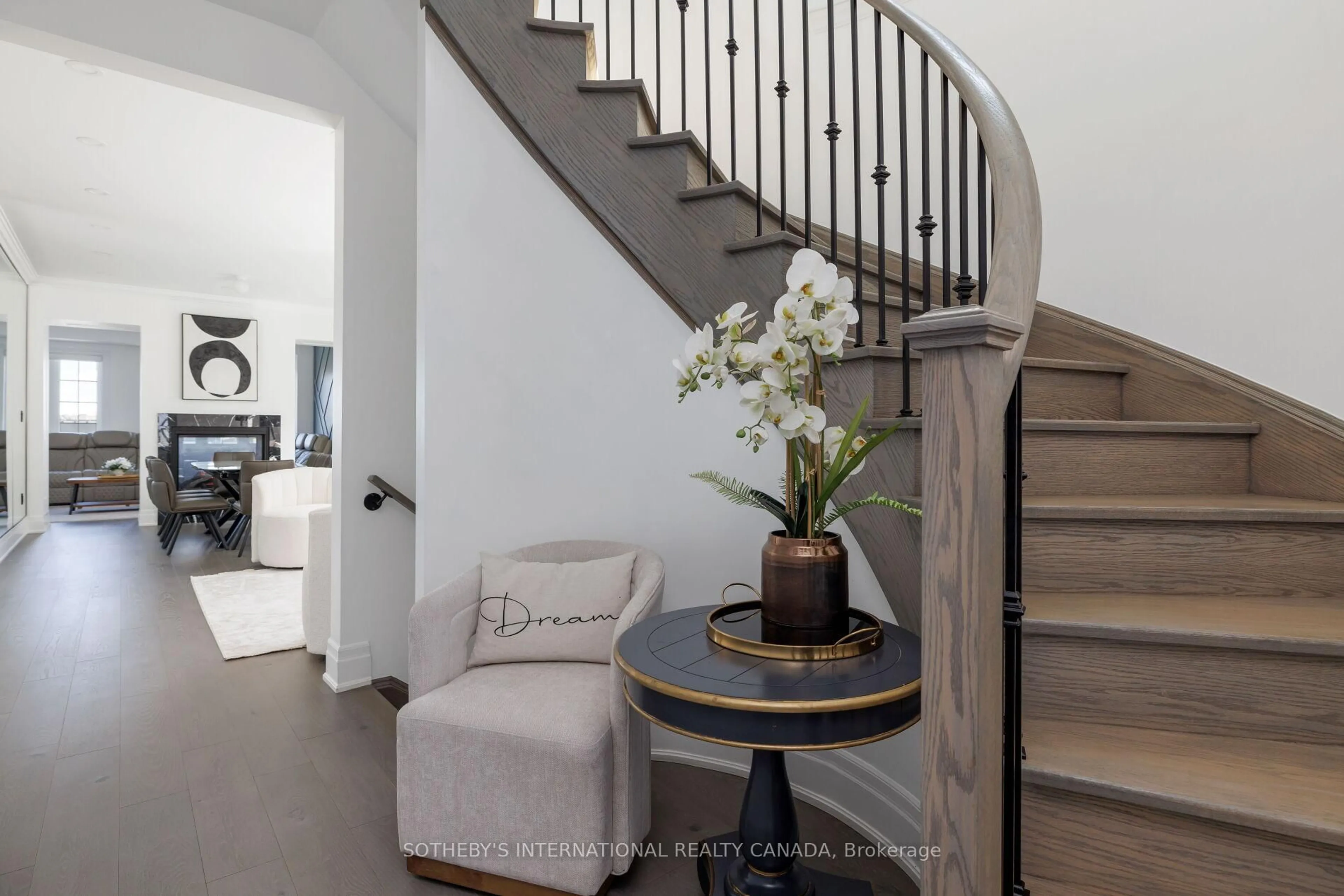 Indoor entryway for 64 Closson Dr, Whitby Ontario L1P 0M9