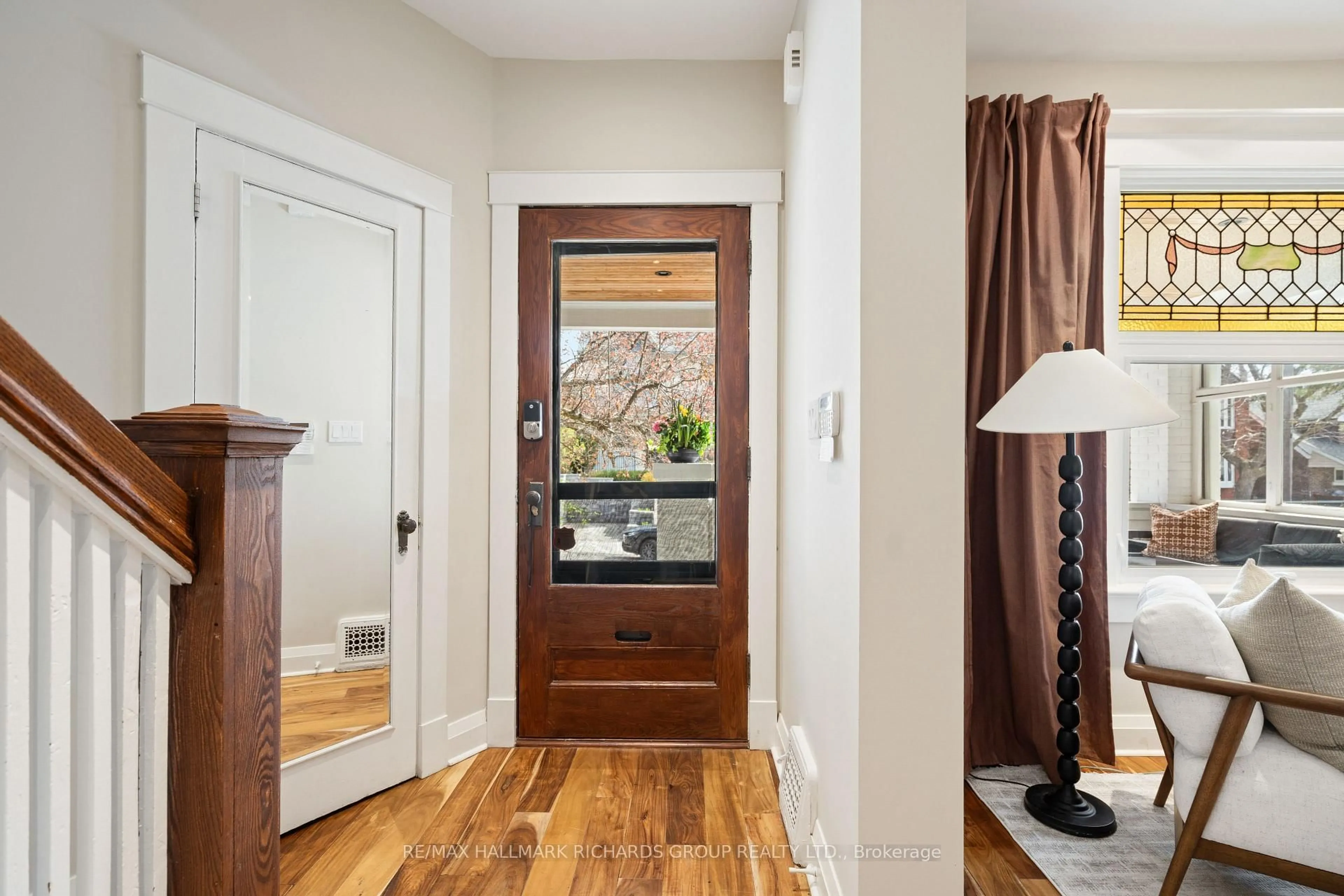 Indoor entryway for 26 Wheeler Ave, Toronto Ontario M4L 3V2