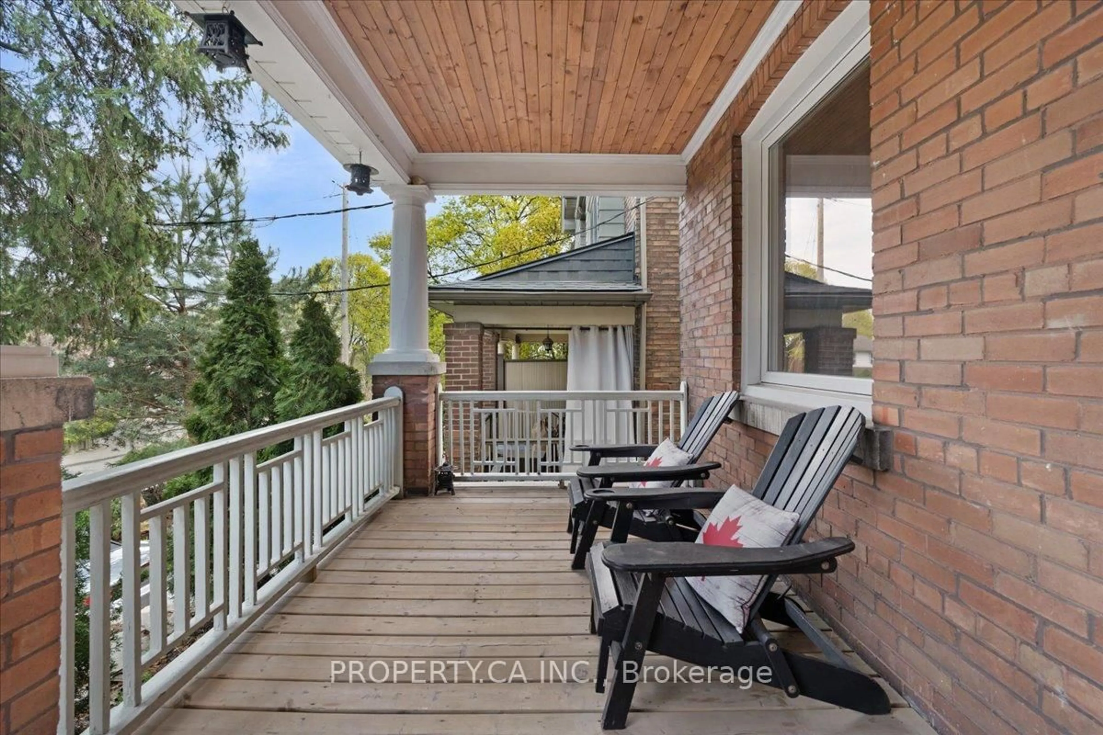 Patio, water/lake/river/ocean view for 44 Beach View Cres, Toronto Ontario M4E 2L5