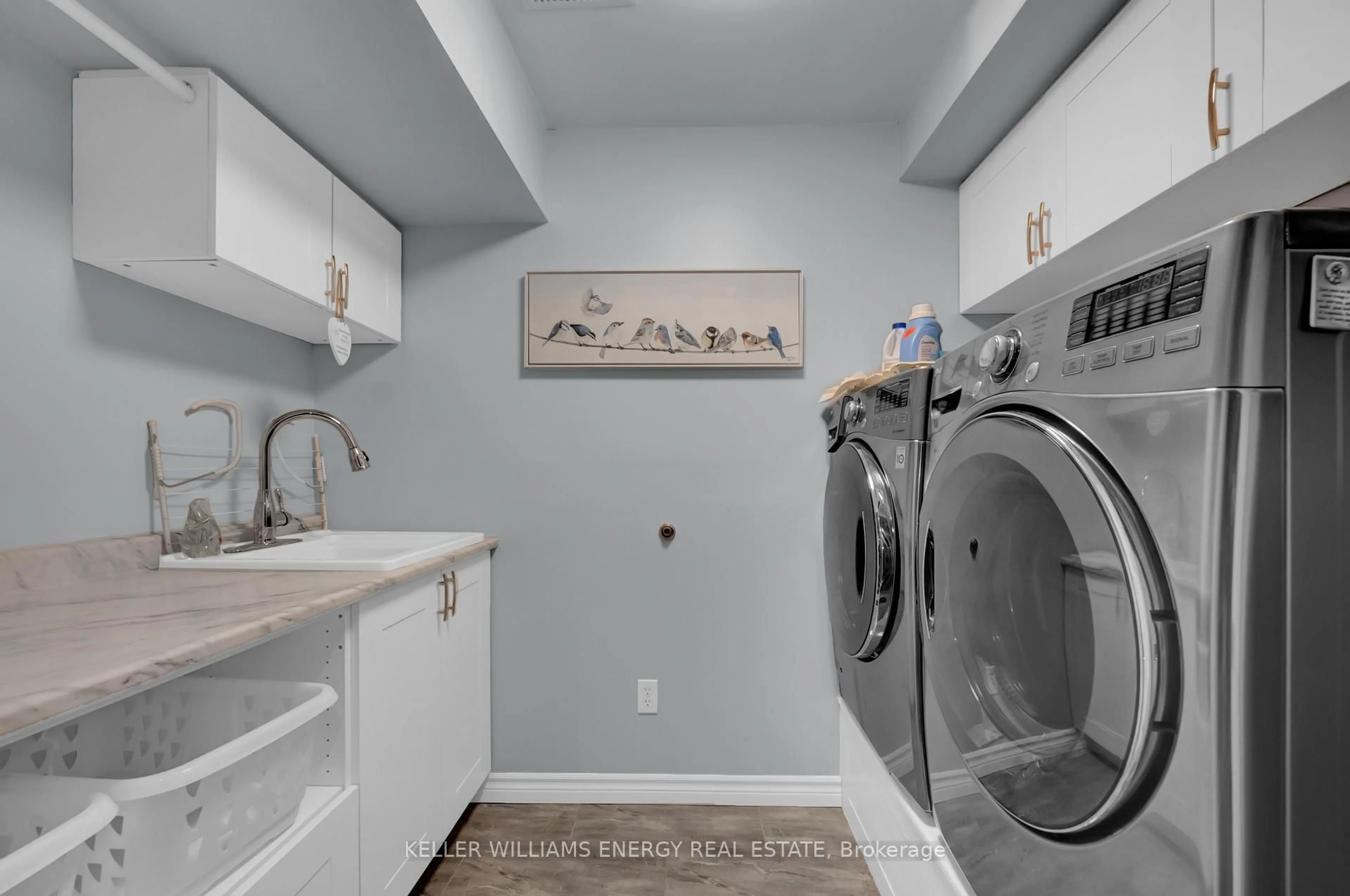 Laundry room for 1307 MacInally Crt, Oshawa Ontario L1K 0B6