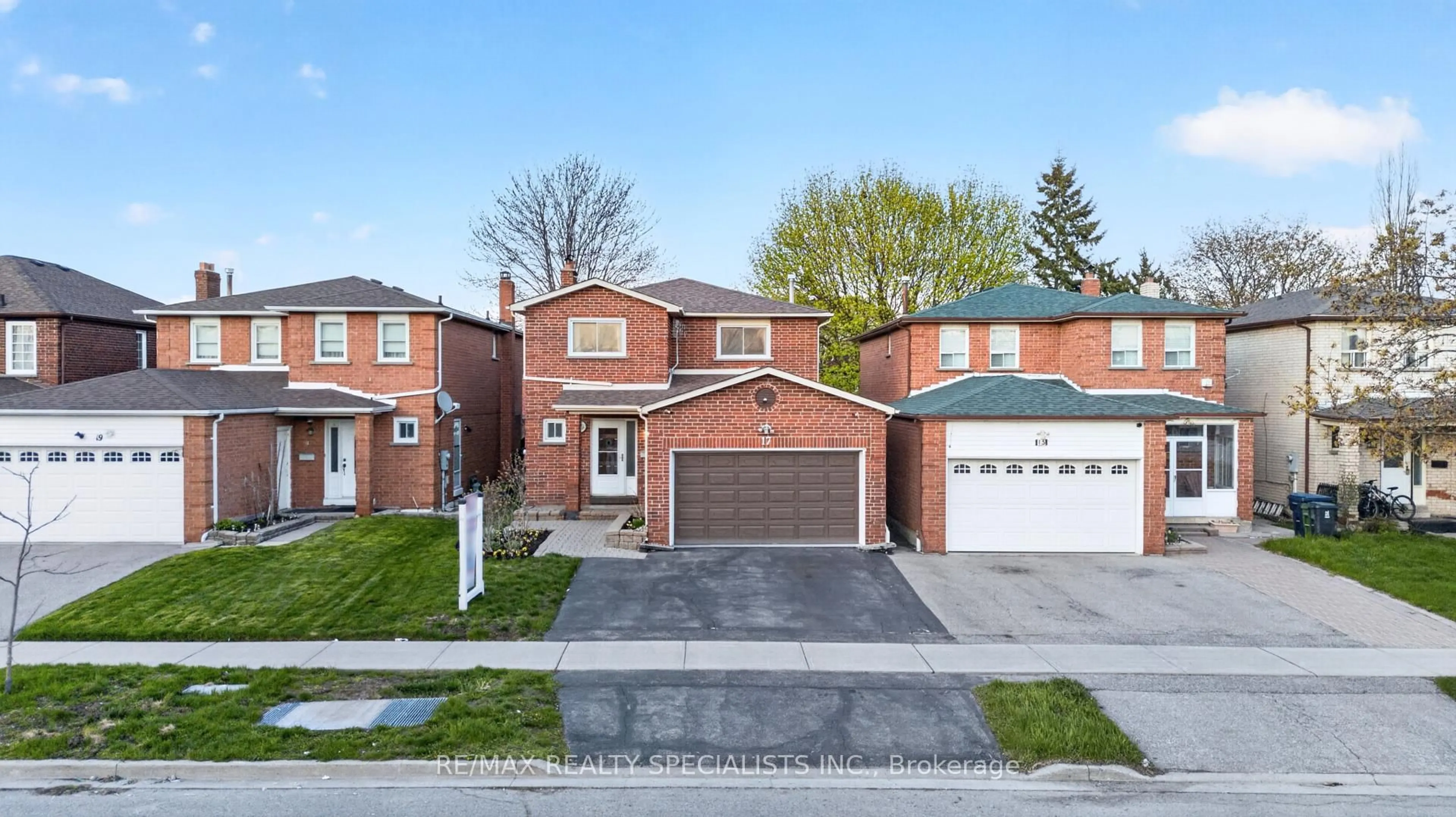 Home with brick exterior material, street for 17 Payzac Ave, Toronto Ontario M1E 5A7