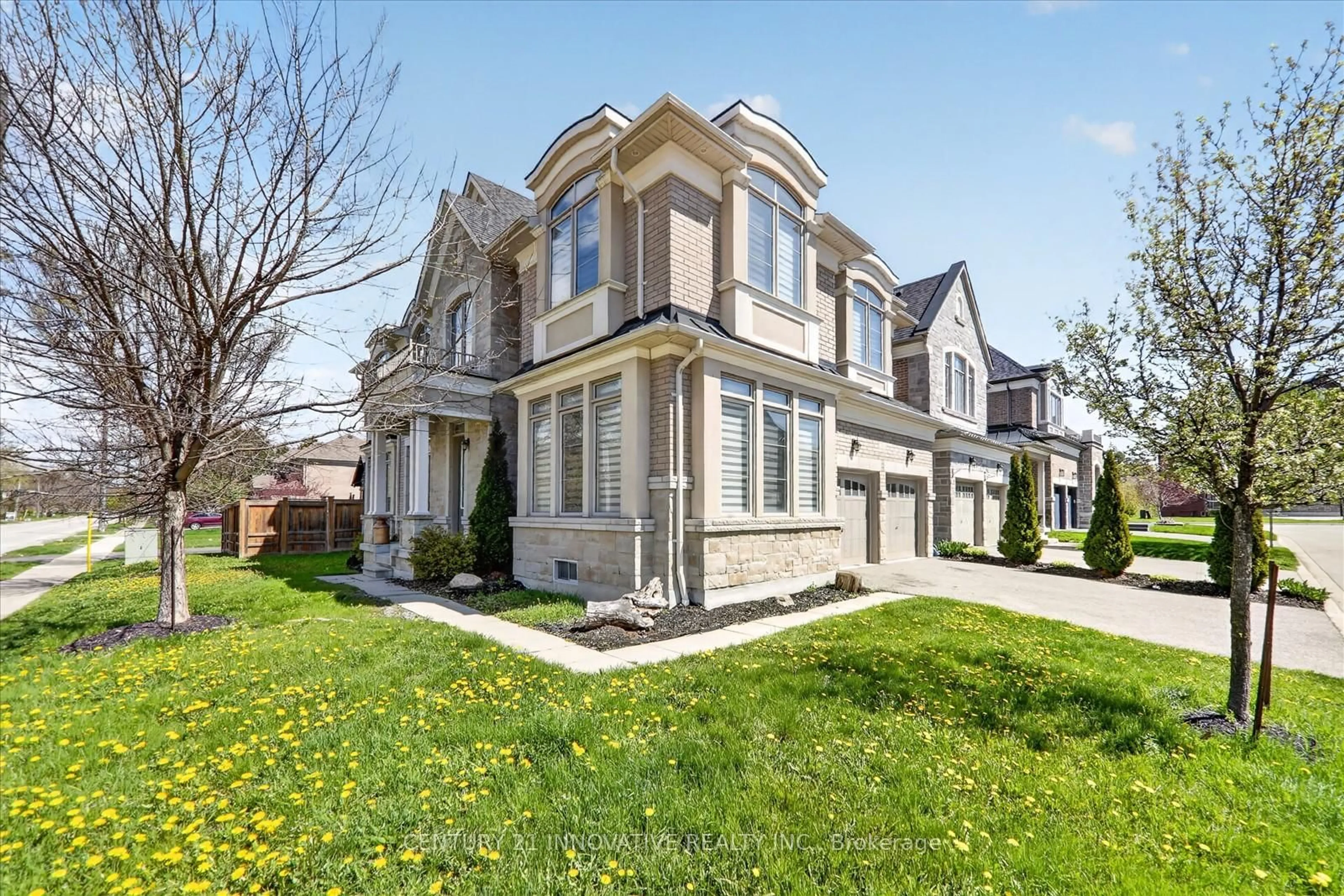 Home with brick exterior material, street for 1815 Fairport Rd #1, Pickering Ontario L1V 0E3