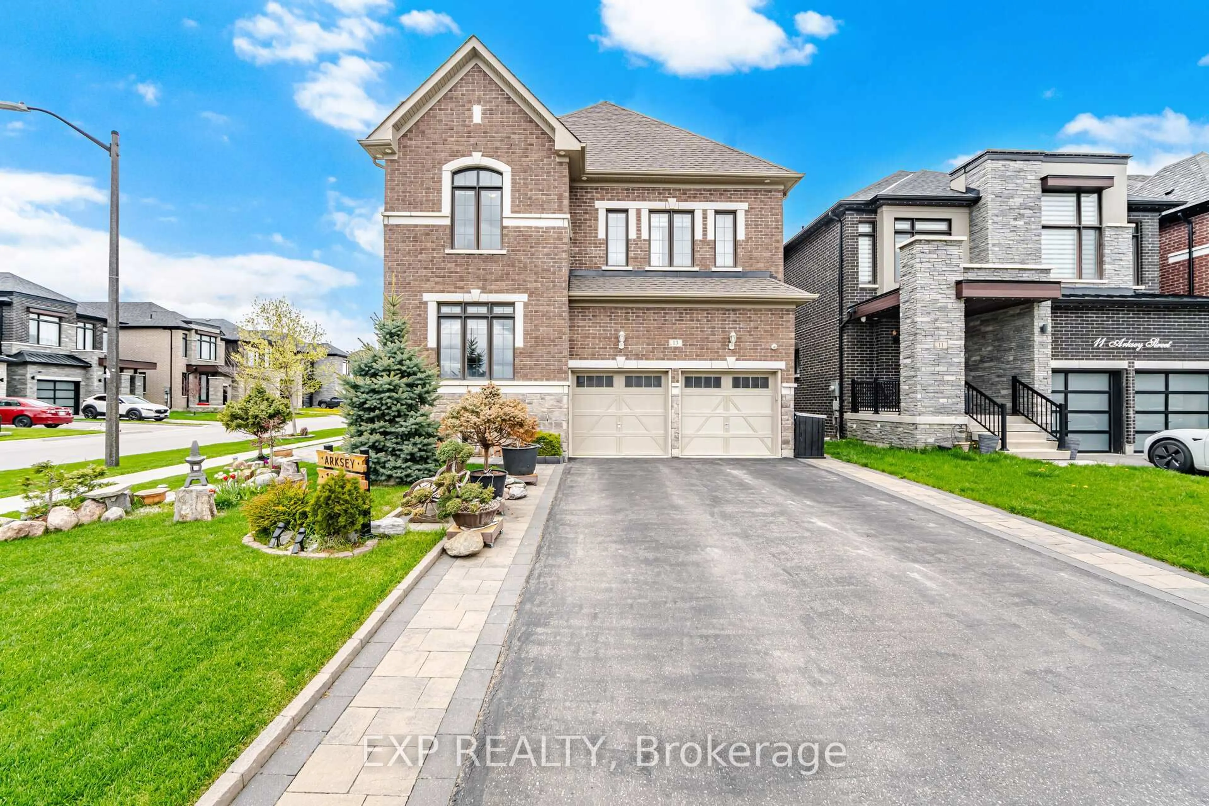 Unknown for 13 Arksey St, Whitby Ontario L1P 0G5