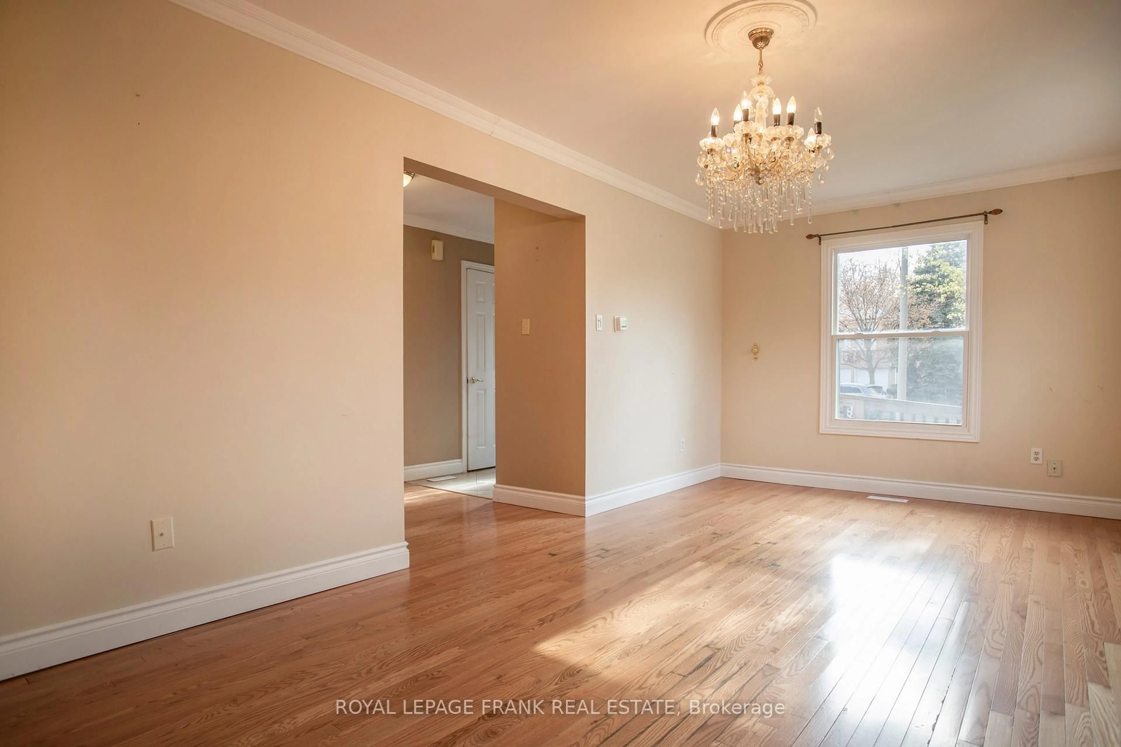 Unknown for 90 Hillhurst Cres, Clarington Ontario L1E 2A3