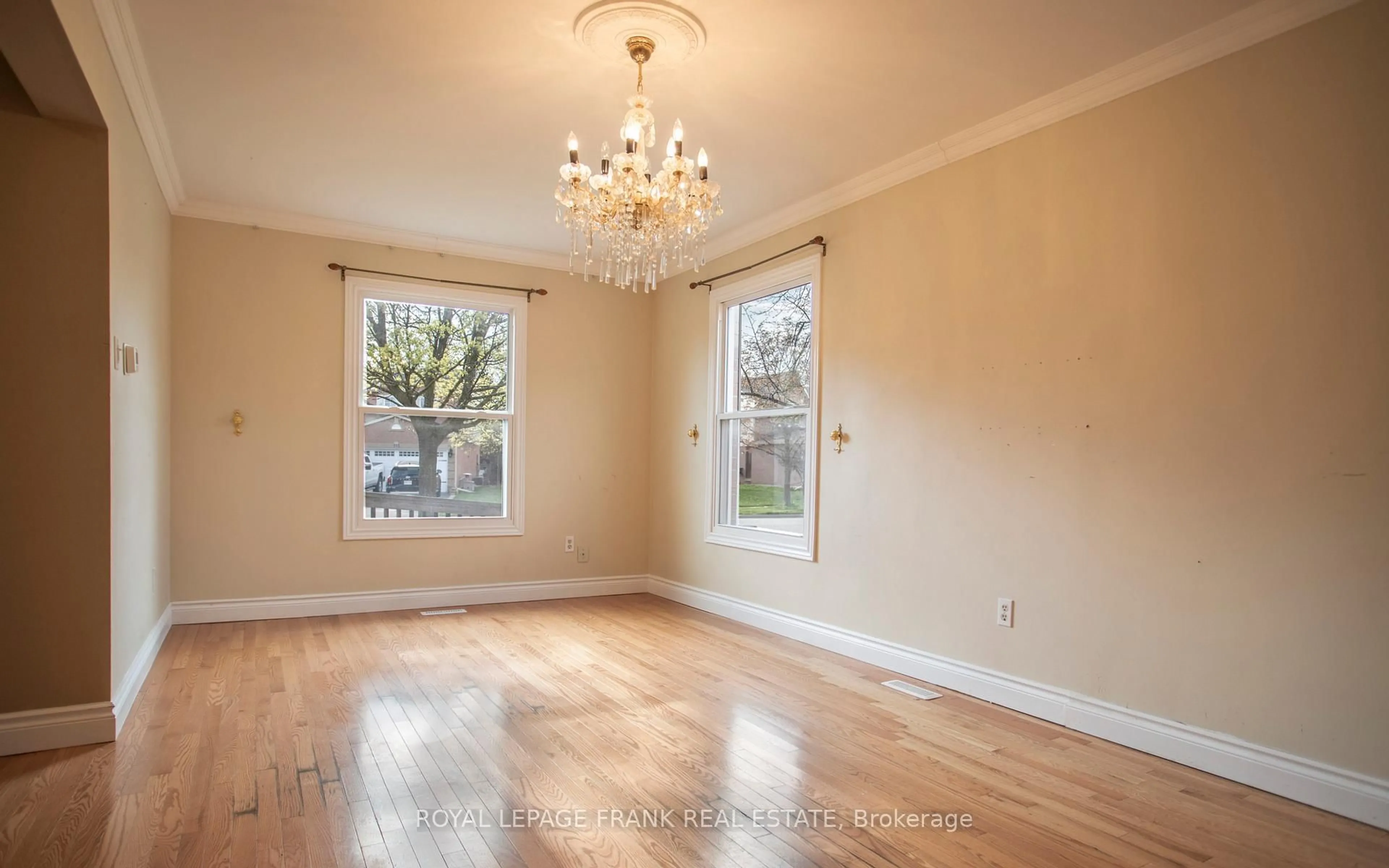 A pic of a room for 90 Hillhurst Cres, Clarington Ontario L1E 2A3
