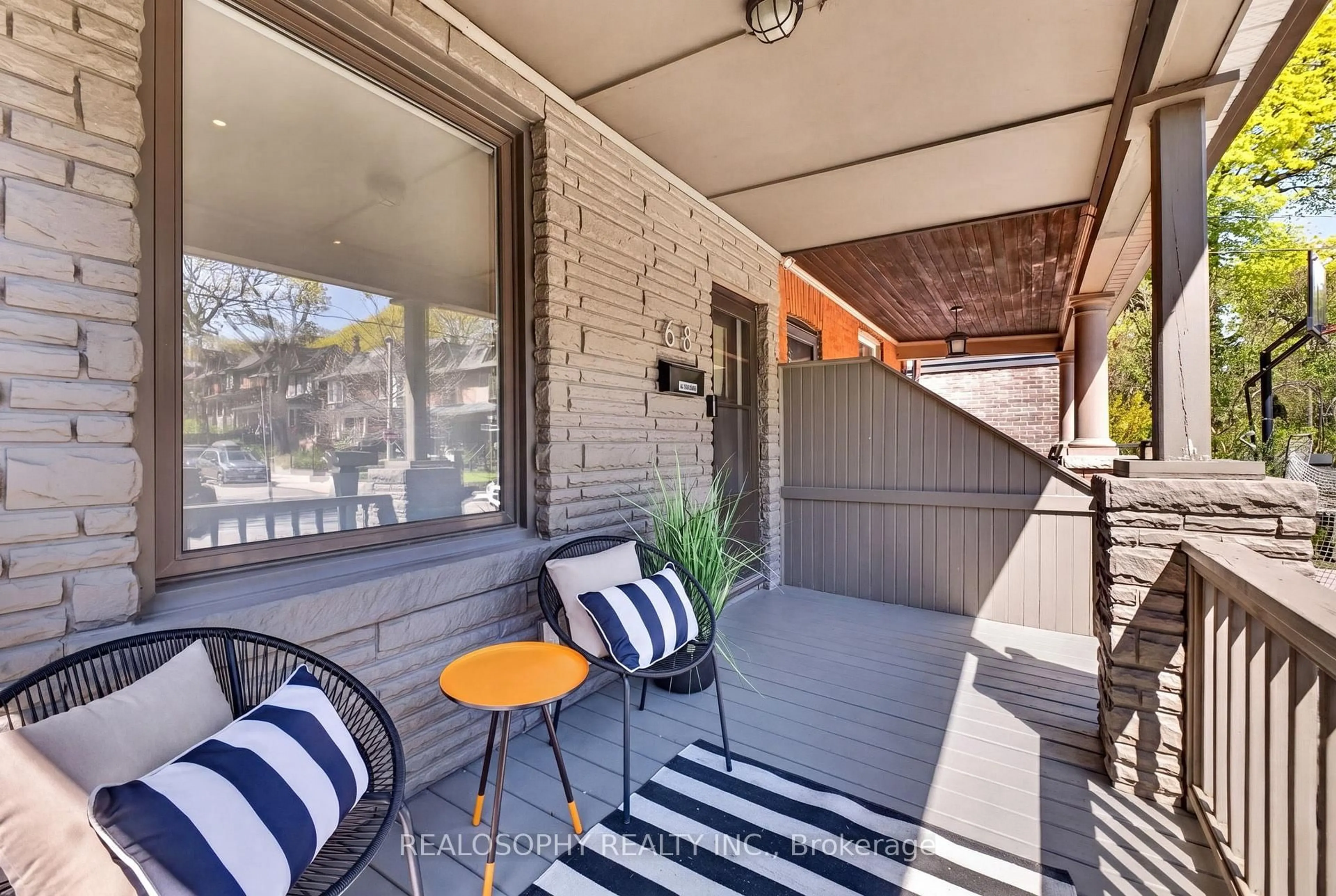 Patio, street for 68 Prust Ave, Toronto Ontario M4L 2M8