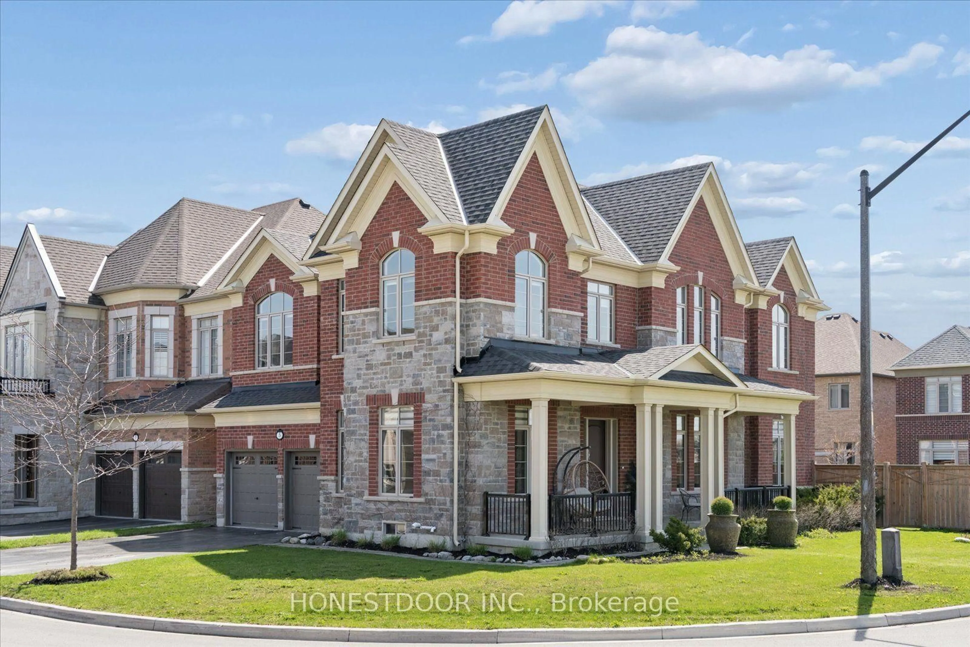 Home with brick exterior material, street for 5 Blenheim Circ, Whitby Ontario L1P 0E3