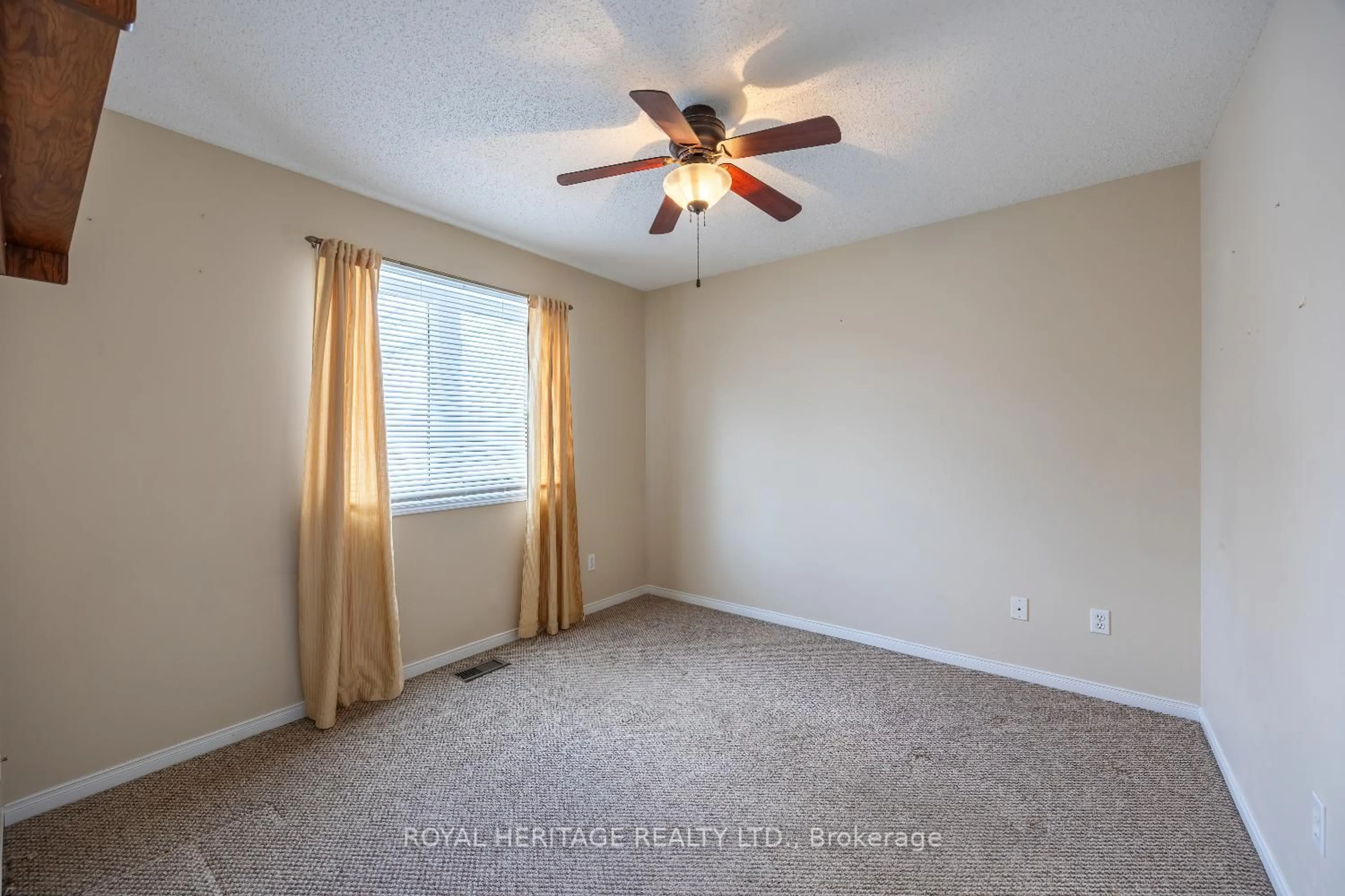 A pic of a room for 118 Bluffs Rd, Clarington Ontario L1B 1A8