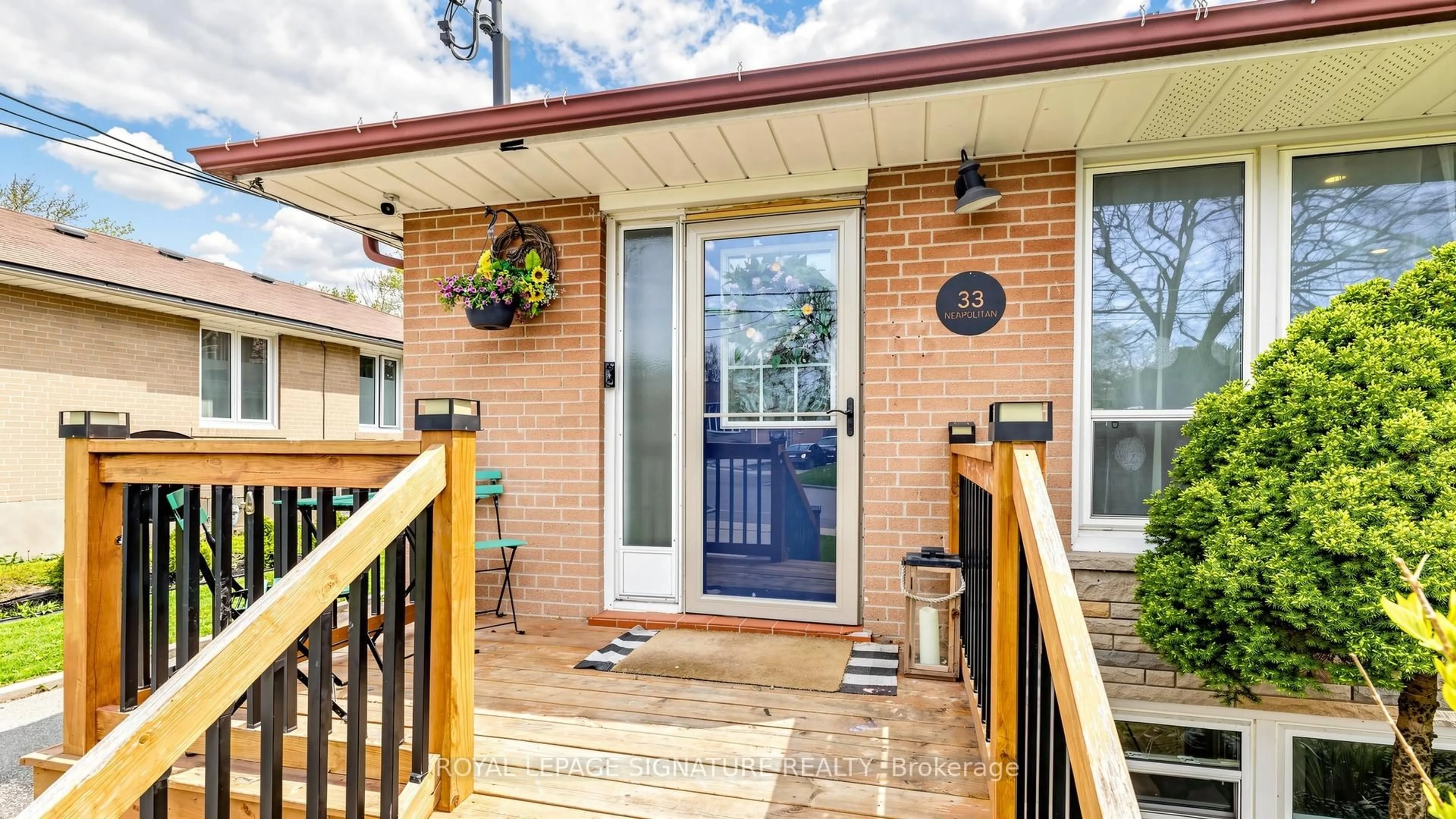 Unknown for 33 Neapolitan Dr, Toronto Ontario M1P 4B2