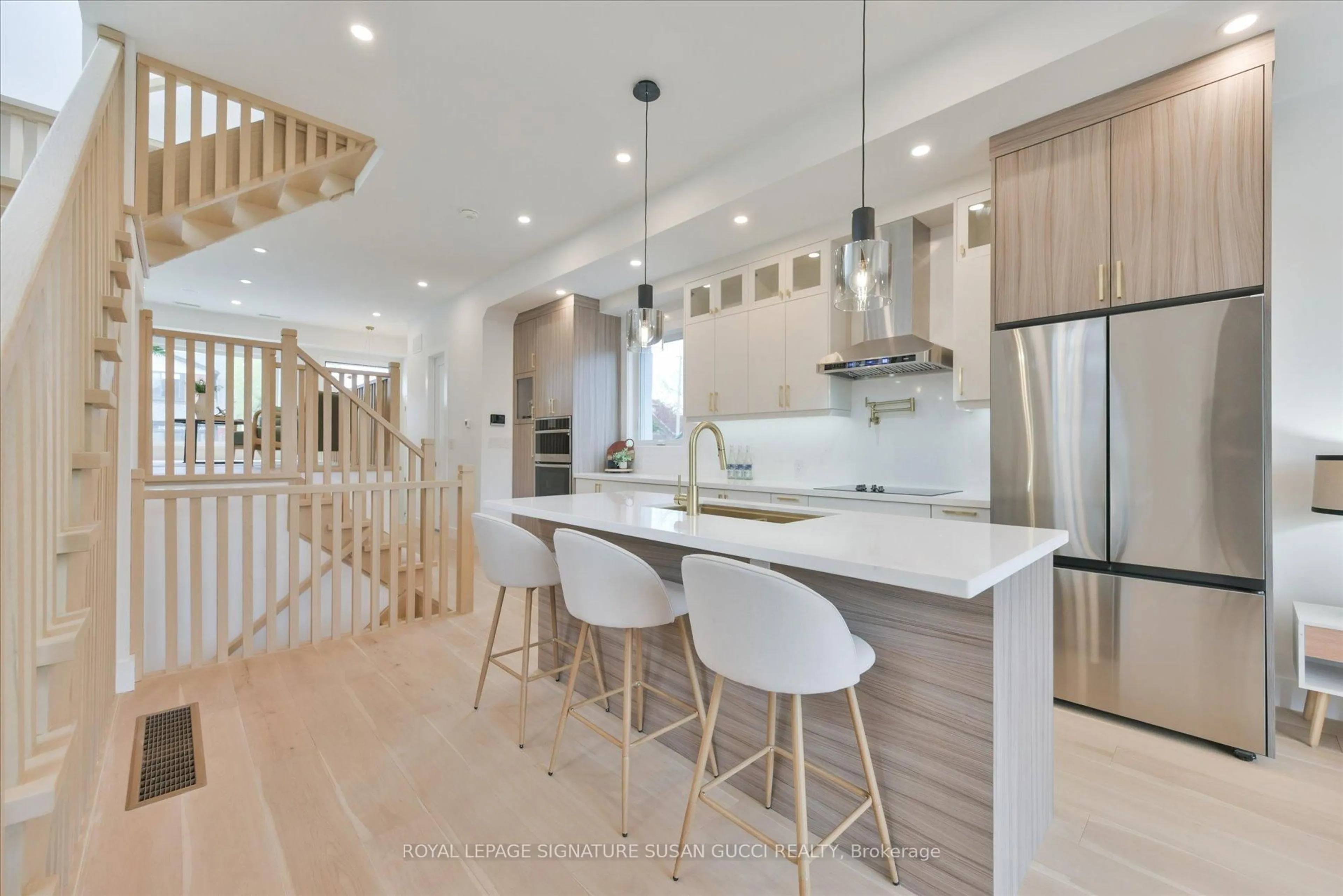 Open concept kitchen, unknown for 223 Queensdale Ave, Toronto Ontario M4C 2B1