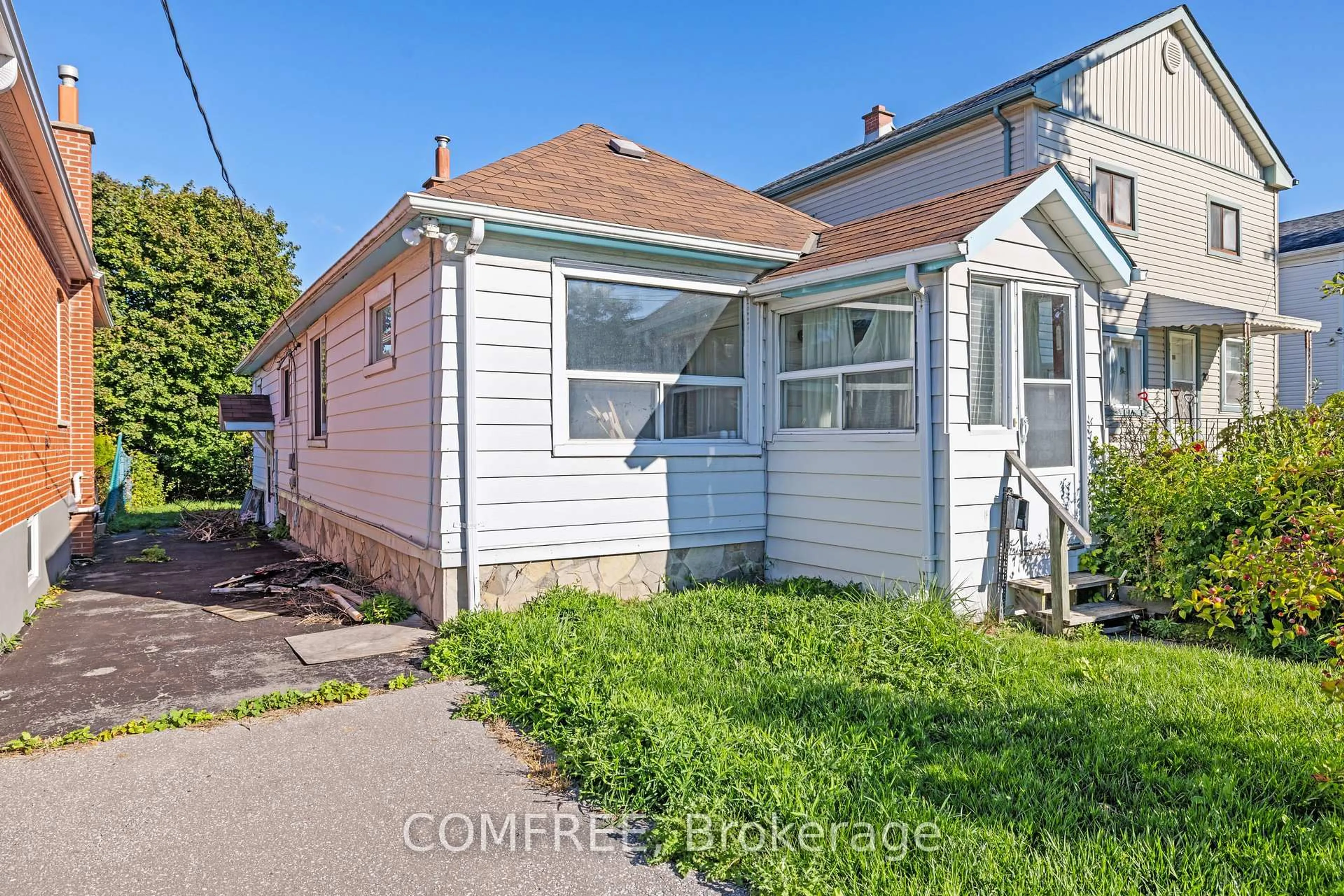 Unknown for 18 Glasgow Ave, Toronto Ontario M1K 1C1