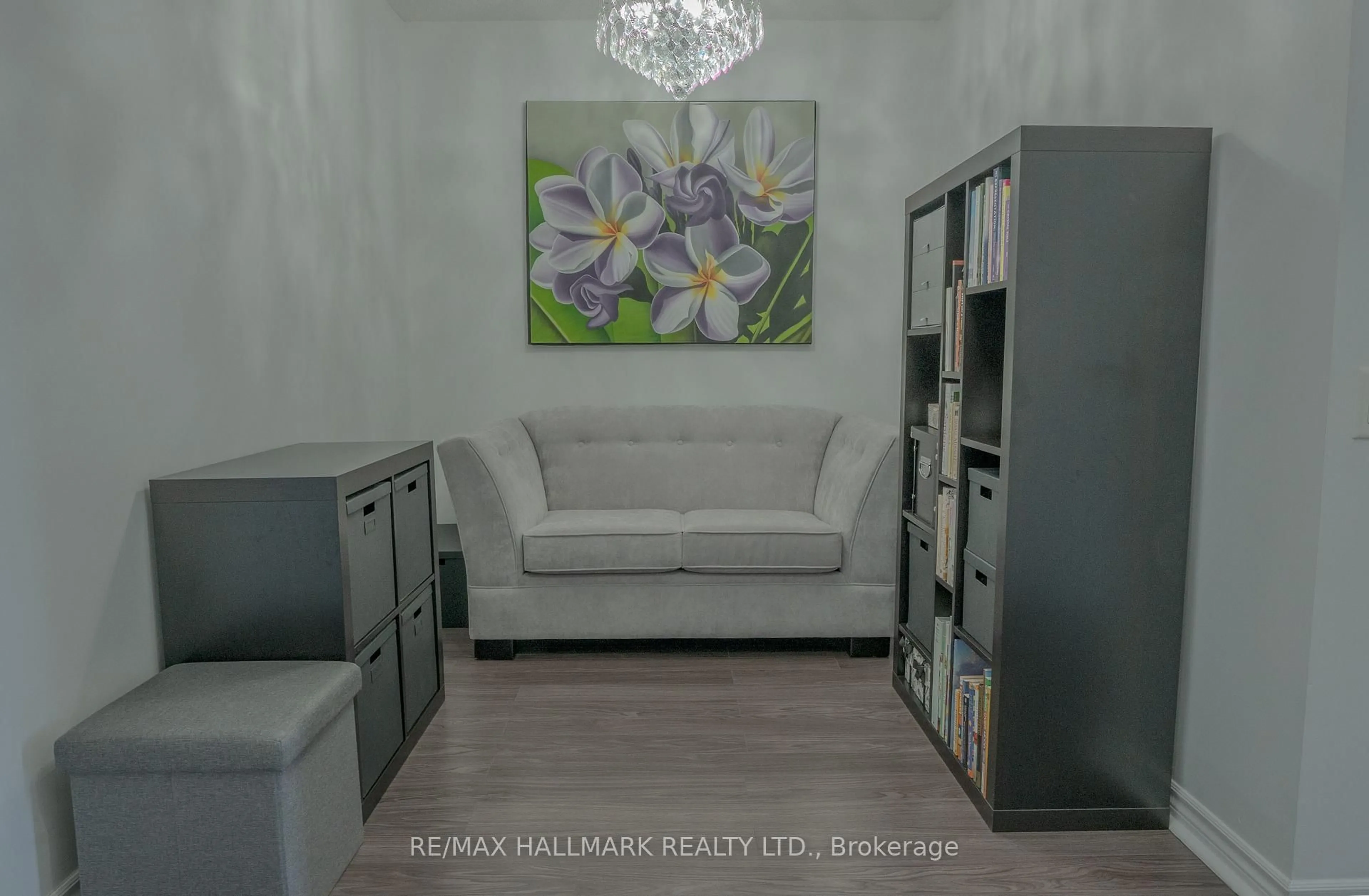 Living room with furniture, unknown for 61 Town Centre Crt #1305, Toronto Ontario M1P 5C5