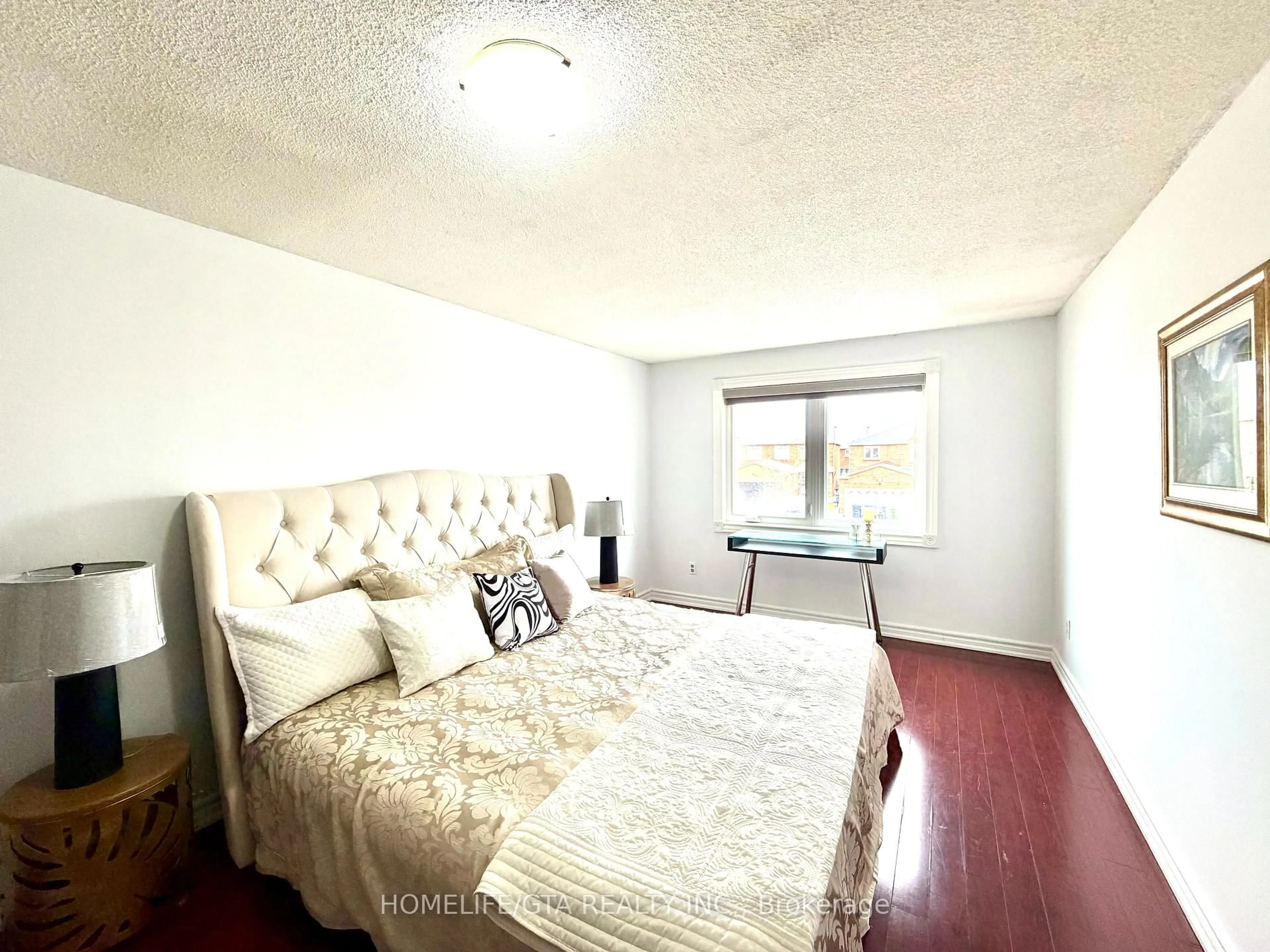 A pic of a room for 12 Grayson Cres, Toronto Ontario M1B 5B4