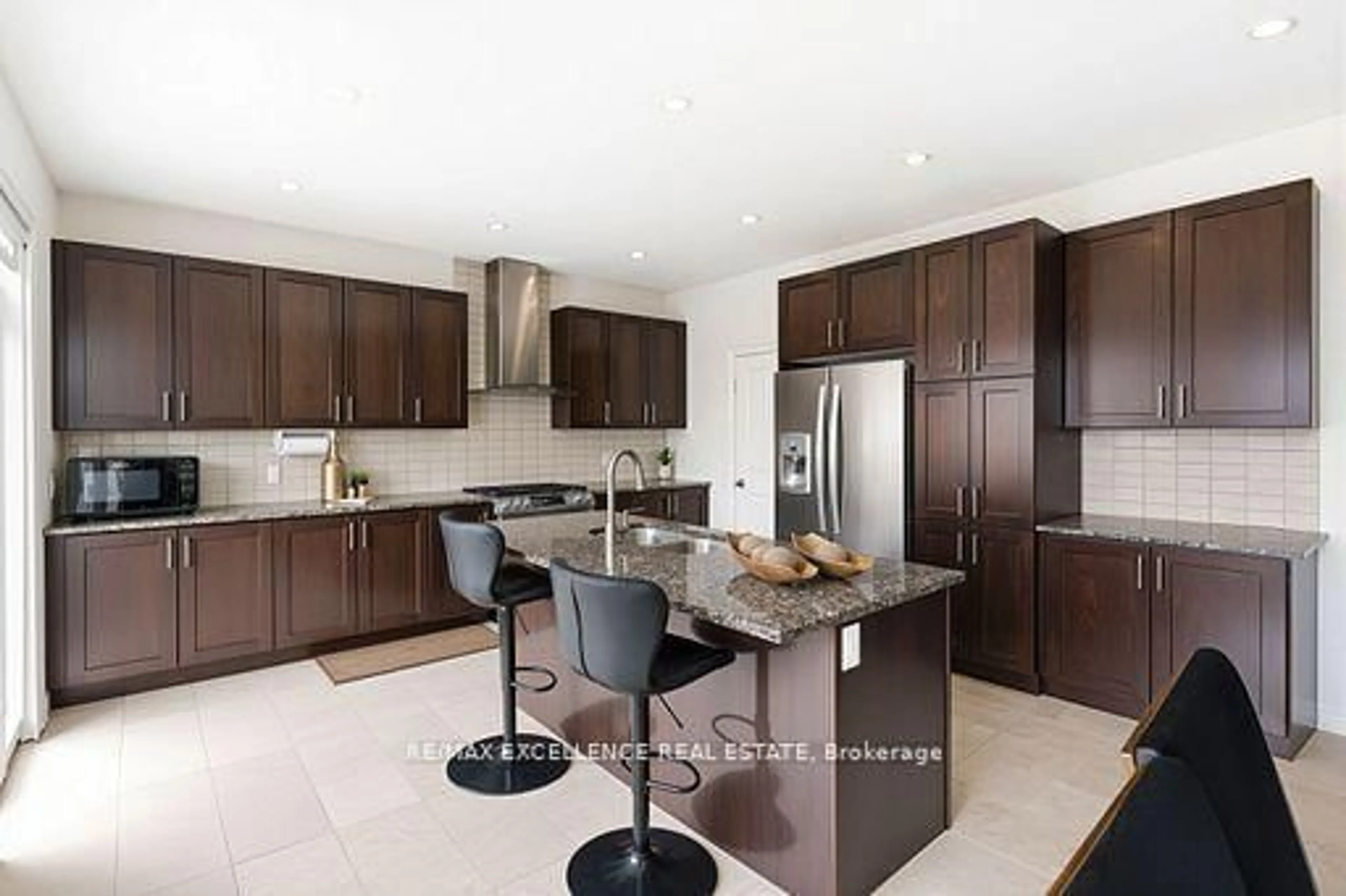 Contemporary kitchen, ceramic/tile floor for 10 Pennine Dr, Whitby Ontario L1P 0C3