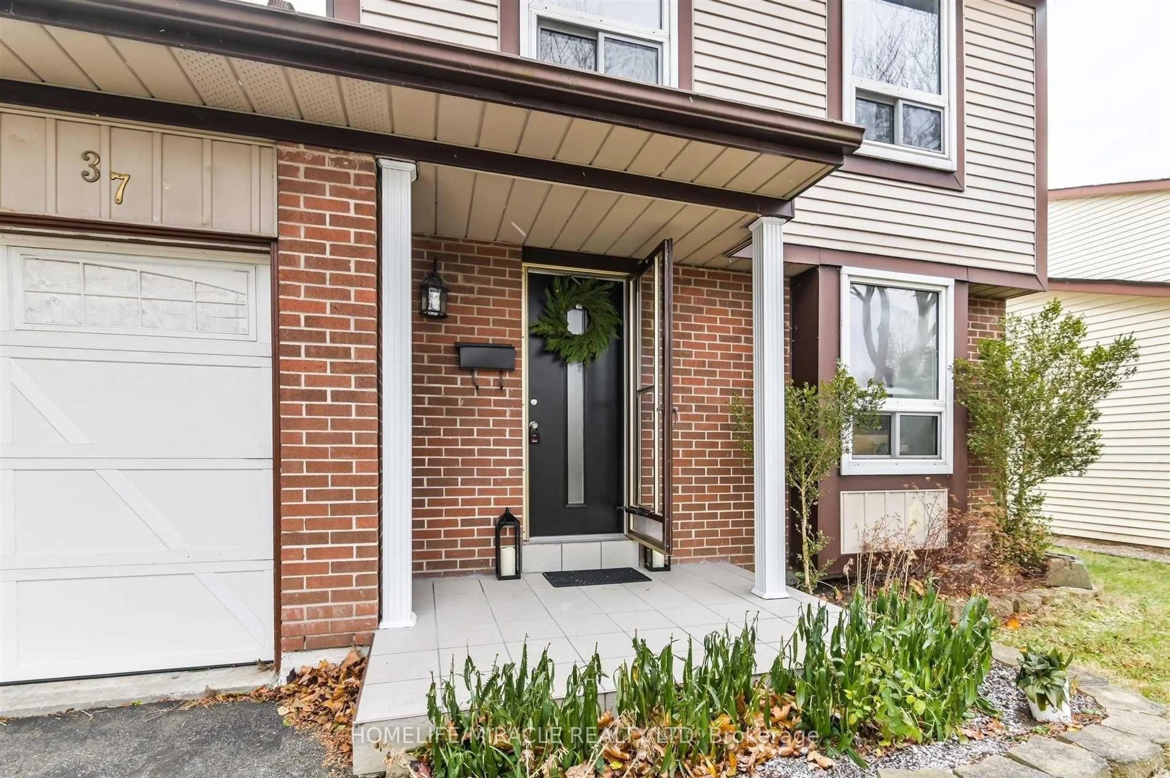 Home with brick exterior material, street for 37 Banner Cres, Ajax Ontario L1S 3S8