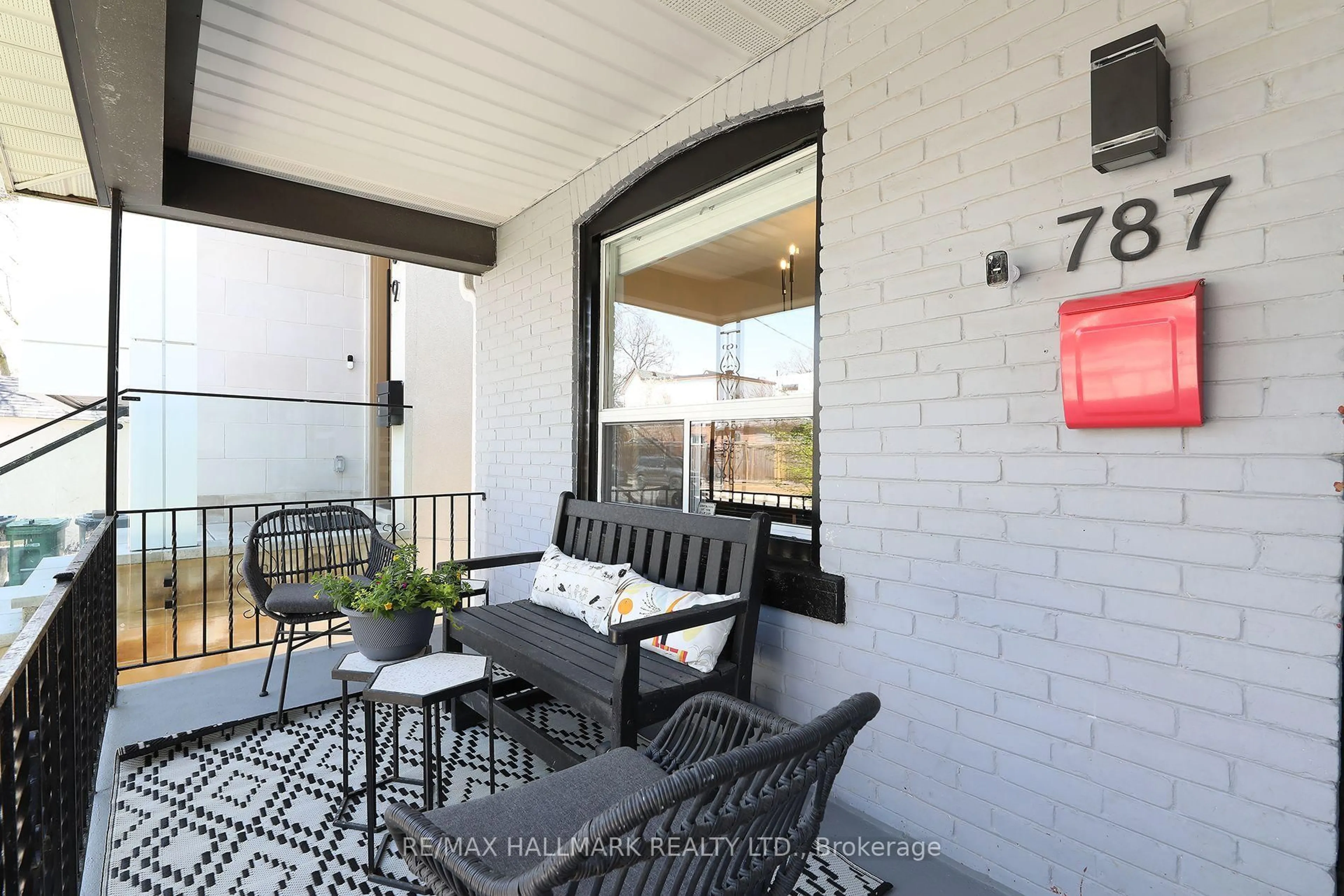 Patio, street for 787 Sammon Ave, Toronto Ontario M4C 2E6