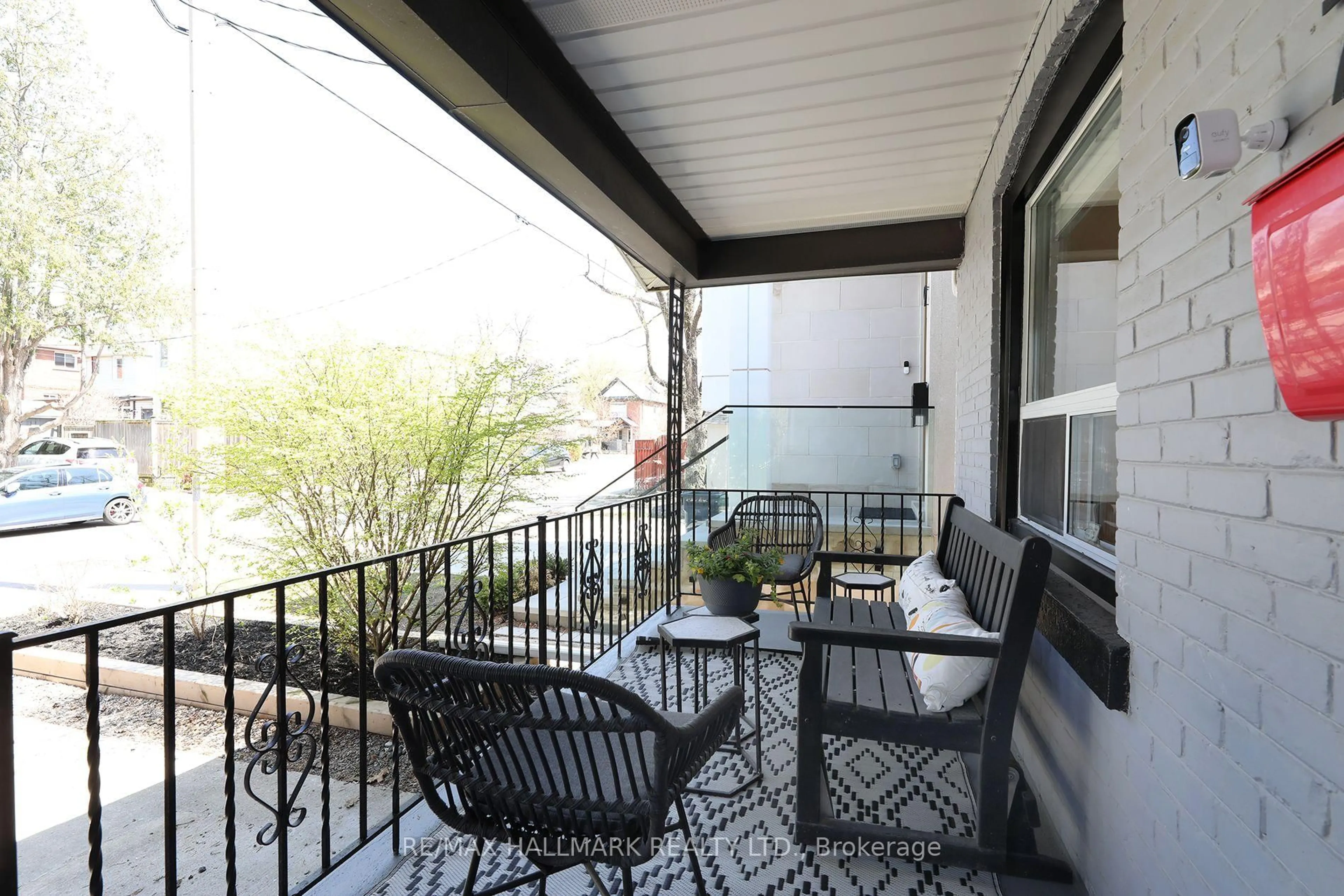 Patio, street for 787 Sammon Ave, Toronto Ontario M4C 2E6