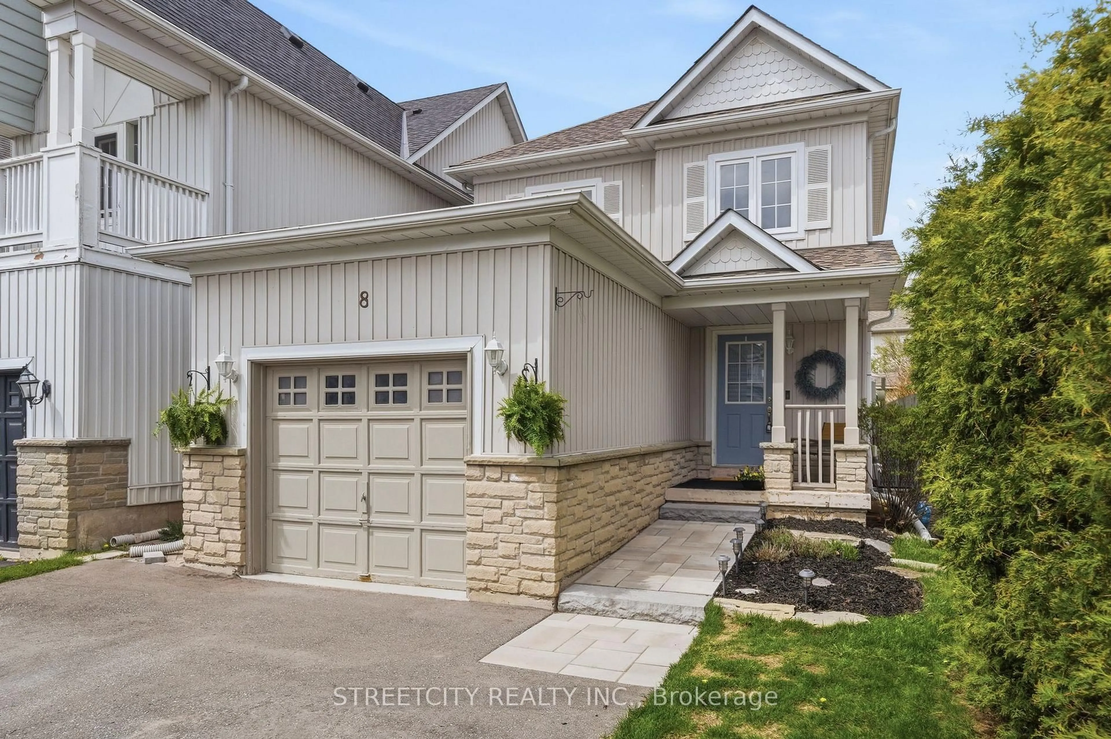 Unknown for 8 Shipley Ave, Clarington Ontario L1B 1M6