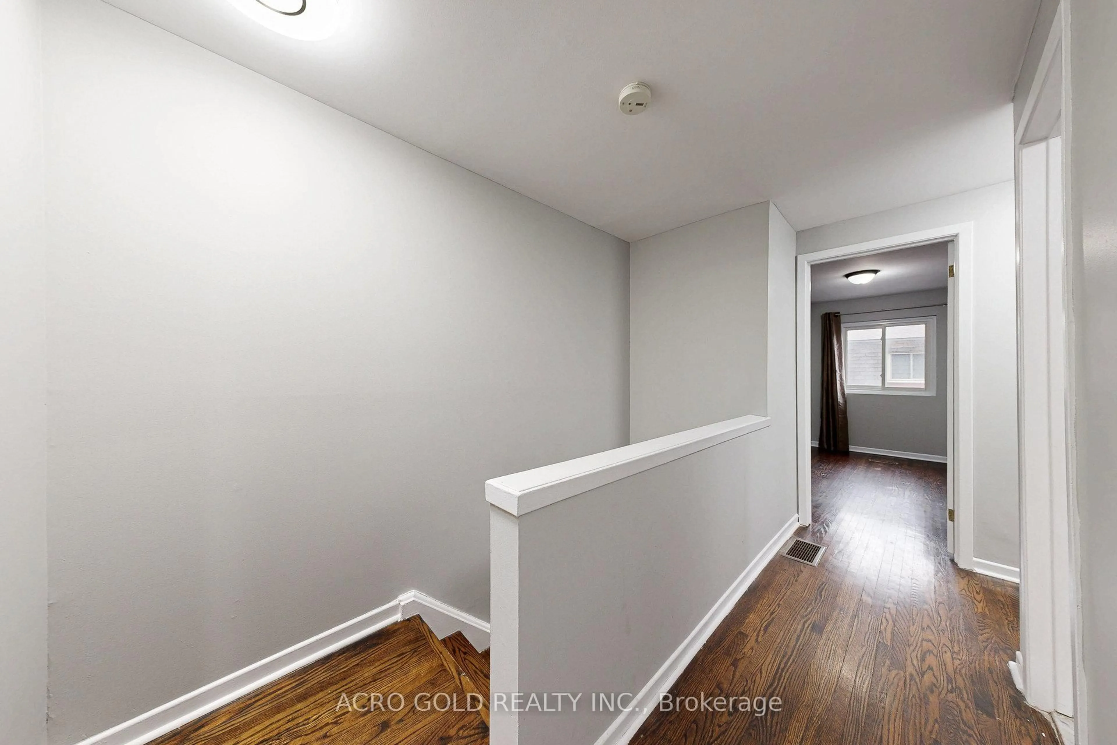 A pic of a room for 441 Military Tr #62, Toronto Ontario M1E 4E8