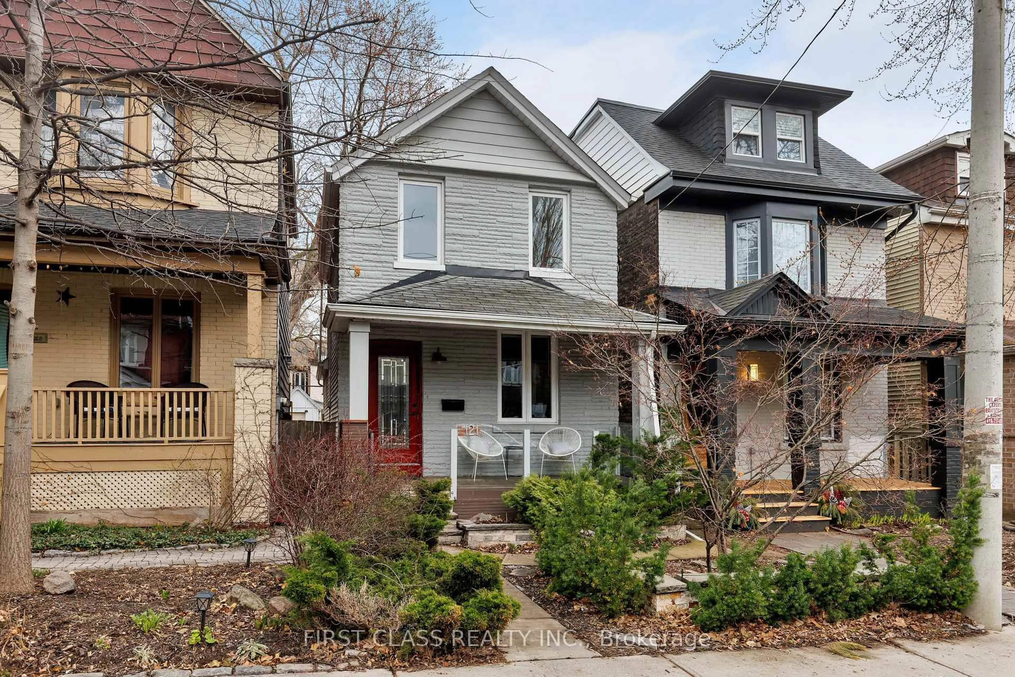 Home with brick exterior material, street for 121 Galt Ave, Toronto Ontario M4M 2Z4