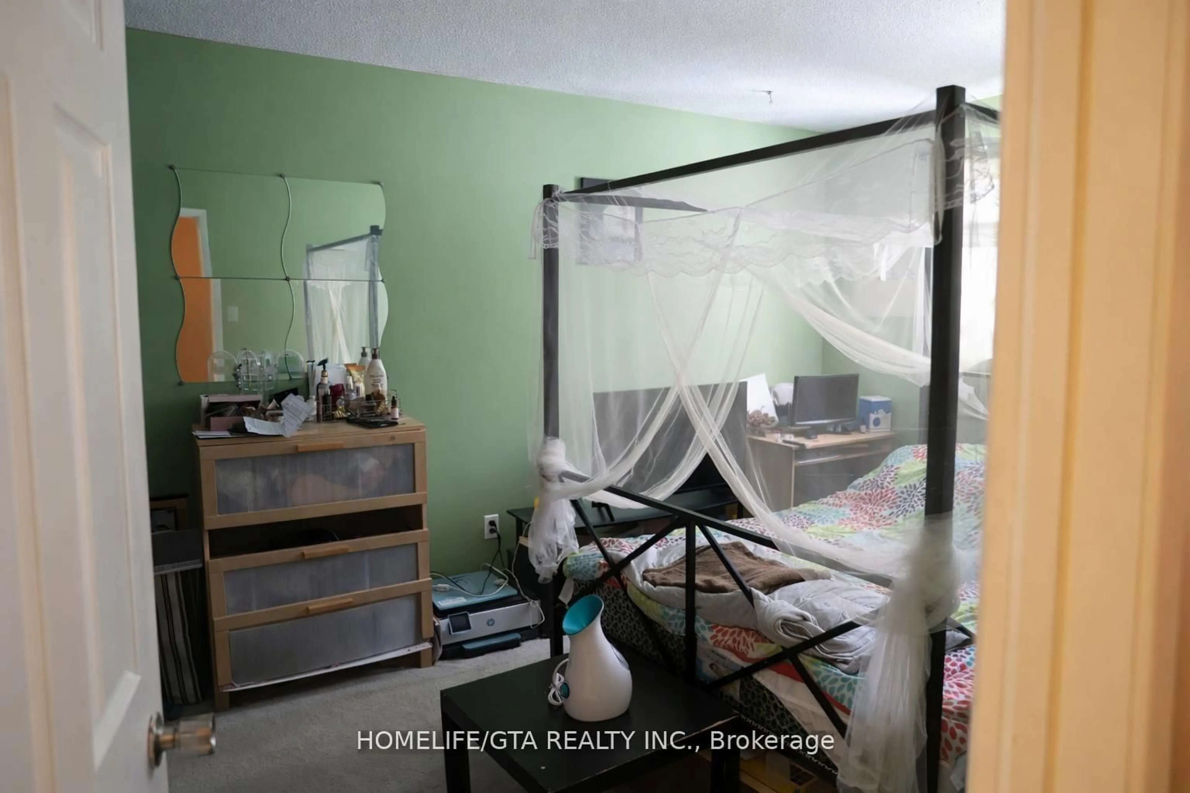 A pic of a room for 10 Crow Tr, Toronto Ontario M1B 1X3