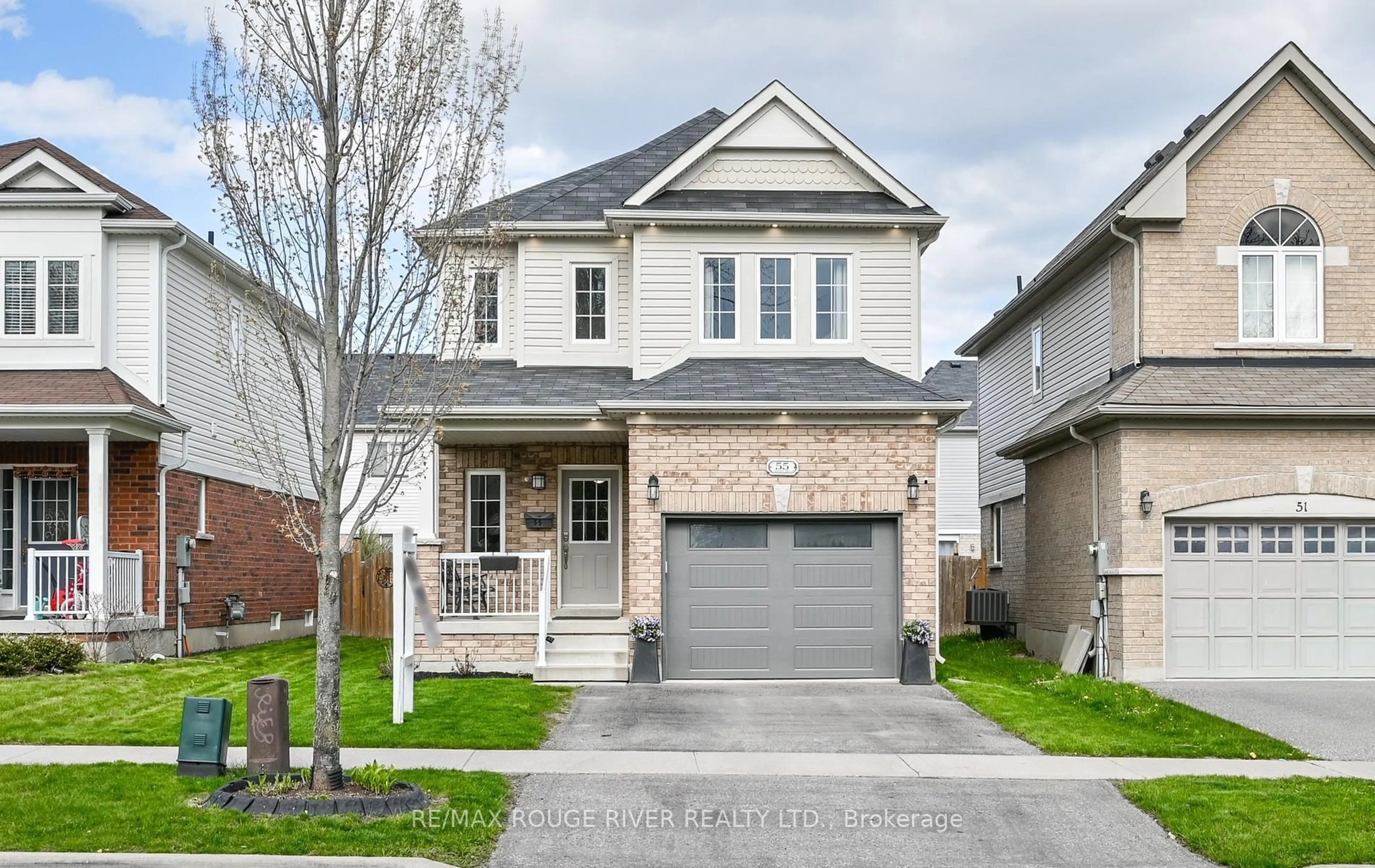Home with brick exterior material, street for 55 Redfern Cres, Clarington Ontario L1C 0K2