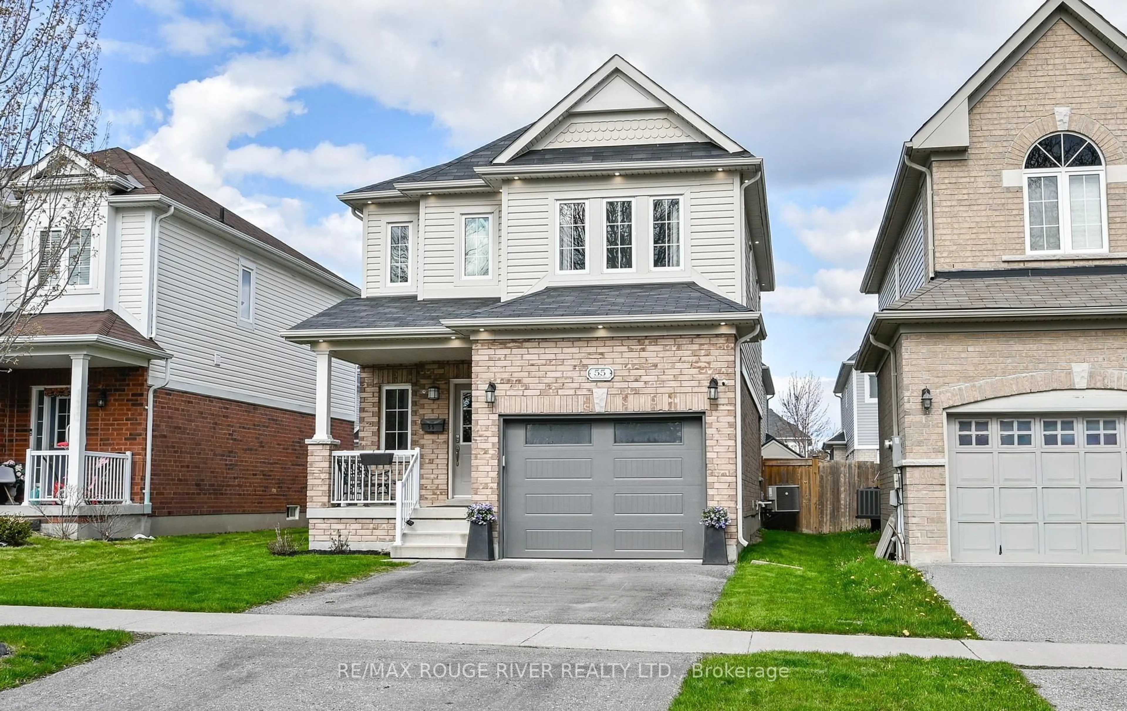 Home with brick exterior material, street for 55 Redfern Cres, Clarington Ontario L1C 0K2