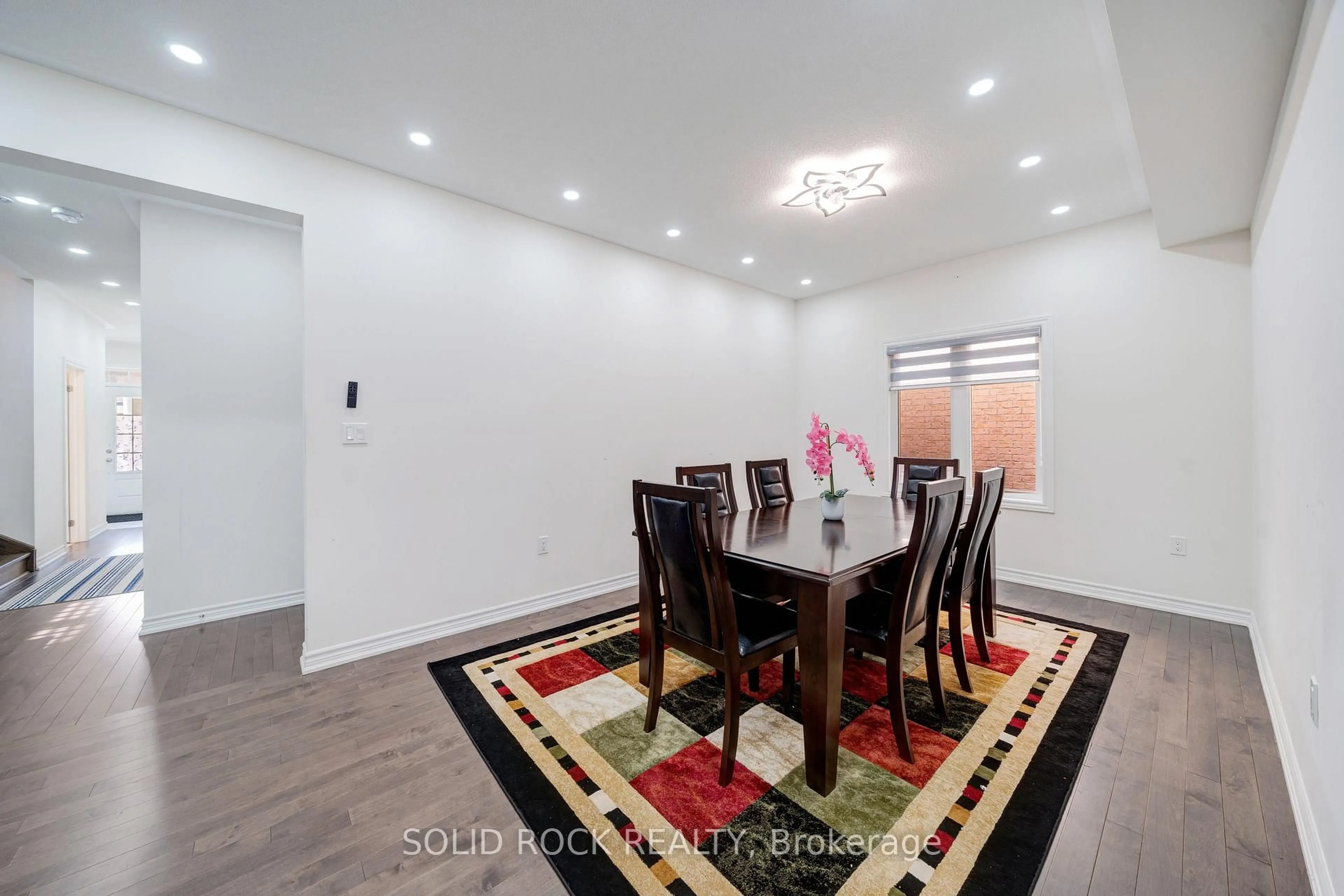 Dining room, unknown for 225 Fleetwood Dr, Oshawa Ontario L1T 3E7