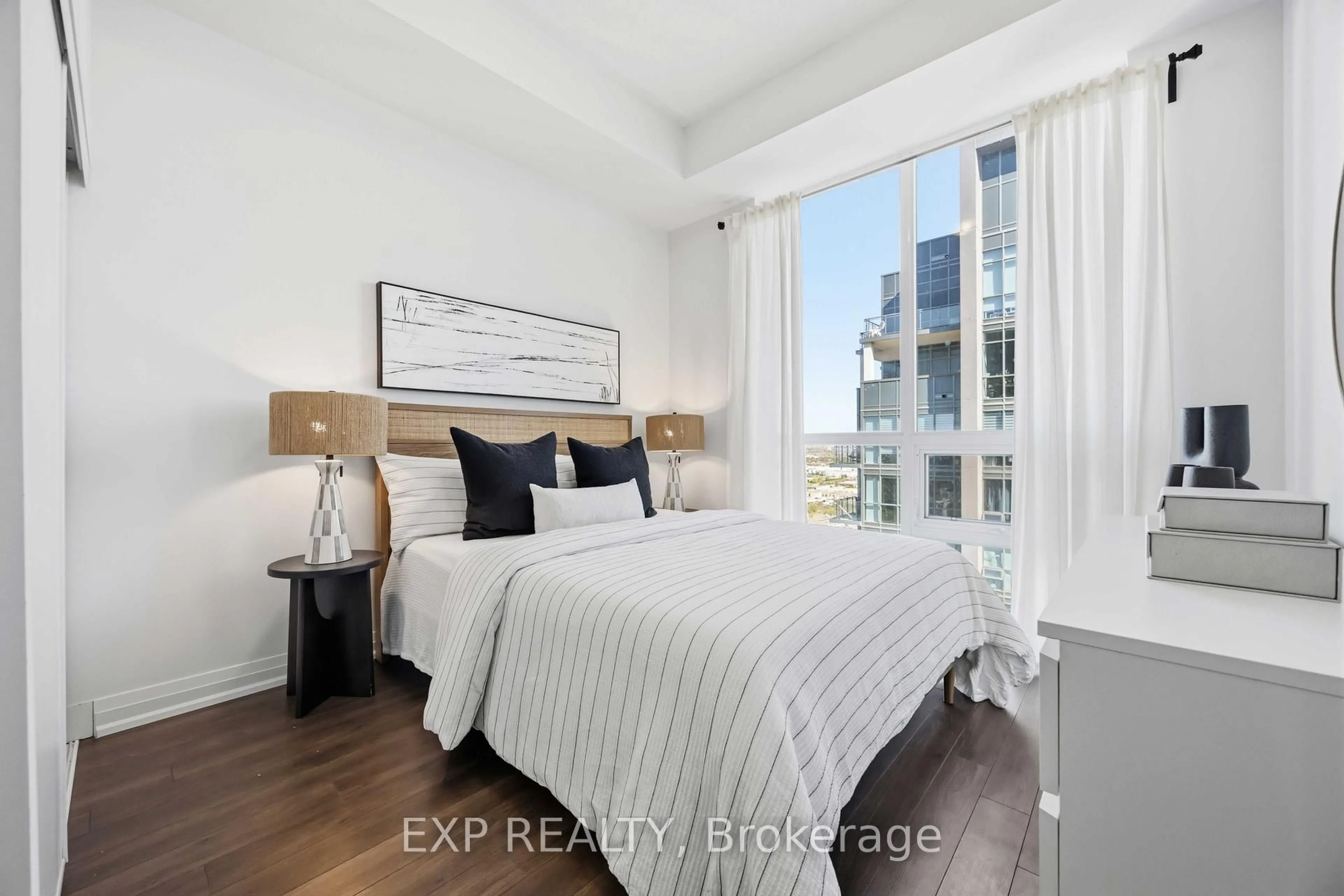 A pic of a room for 20 Meadowglen Pl #2710, Toronto Ontario M1G 0A9