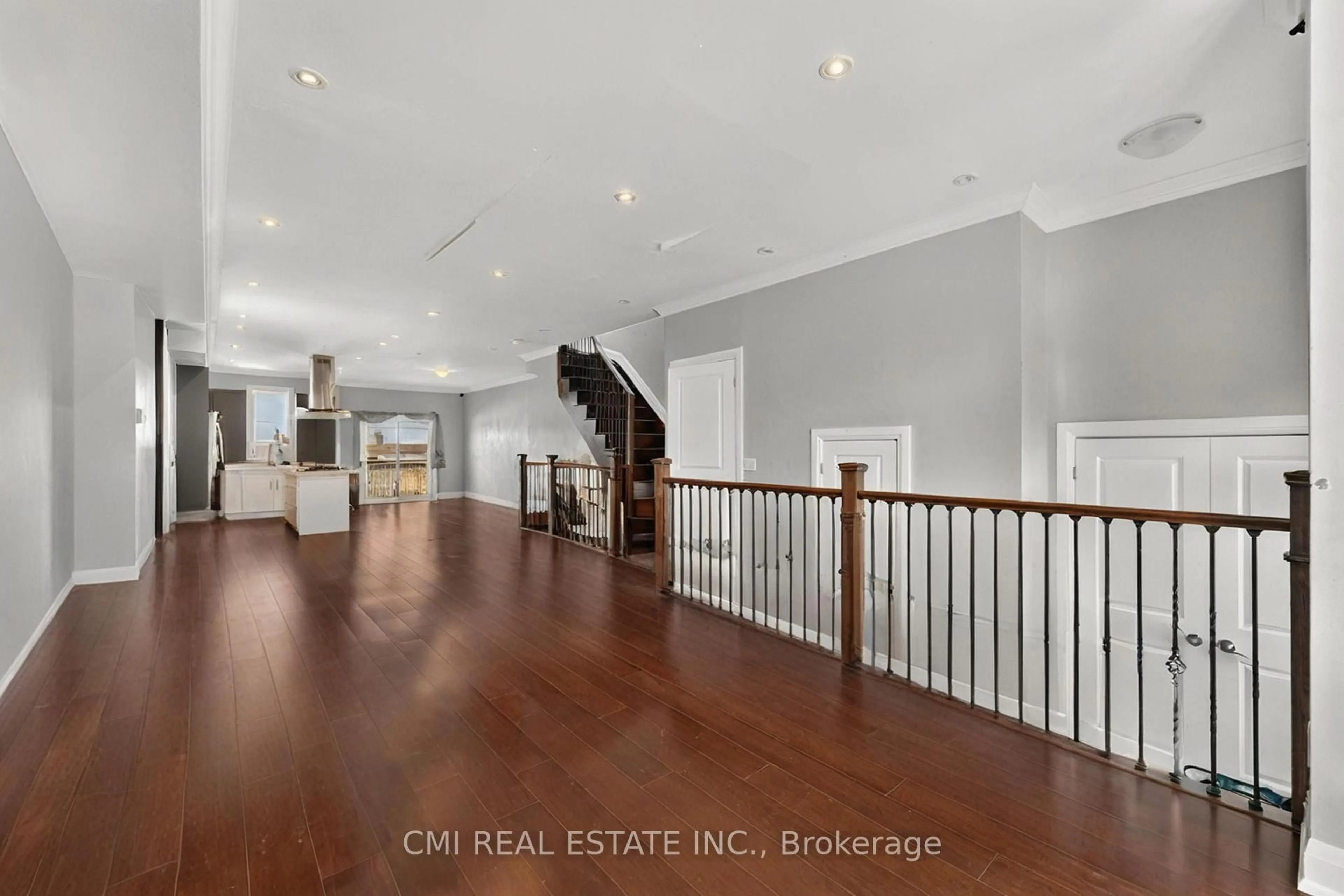 Indoor foyer for 20 Jeavons Ave, Toronto Ontario M1K 1S8