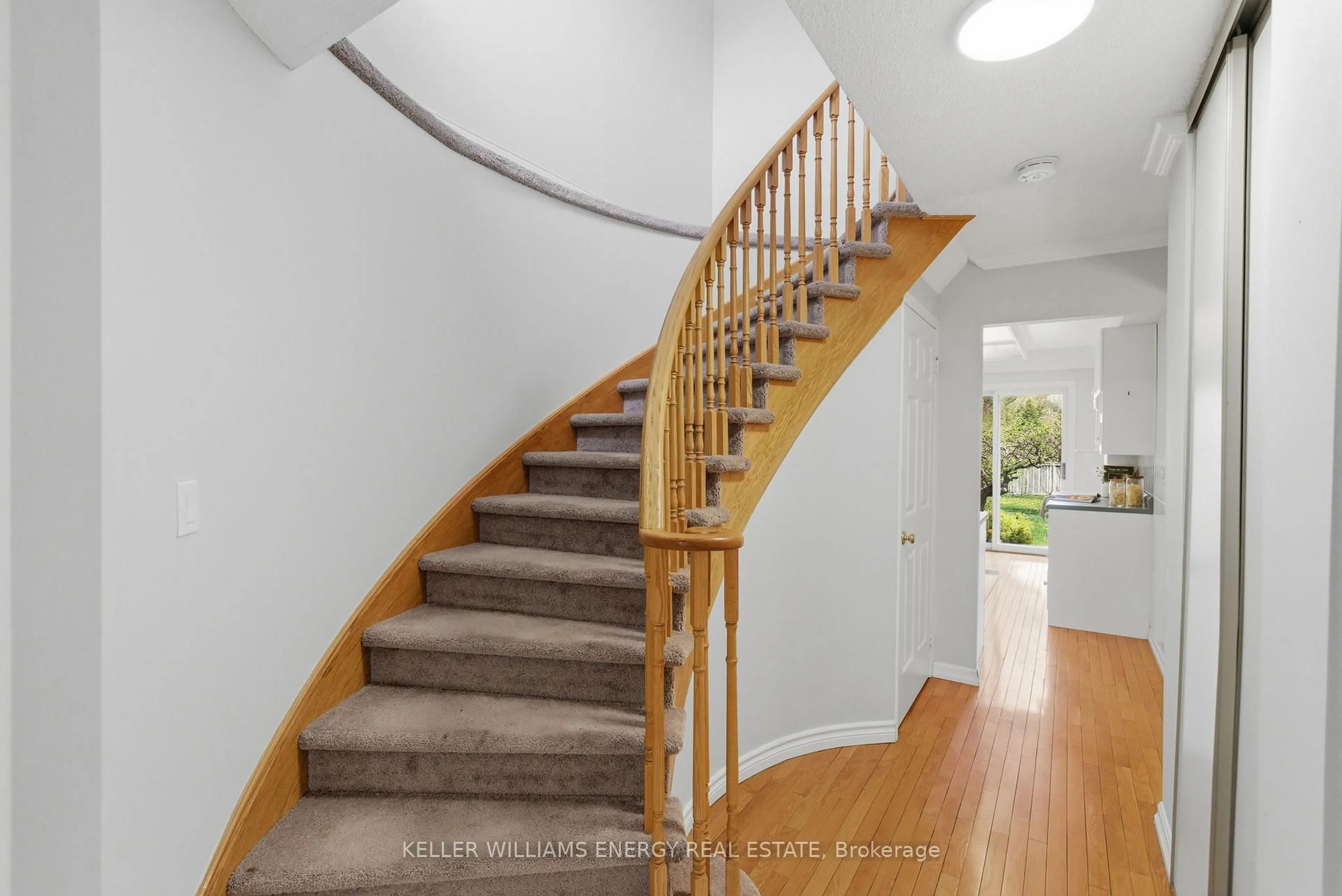 Stairs for 49 Cecil Found Cres, Clarington Ontario L1E 2W1