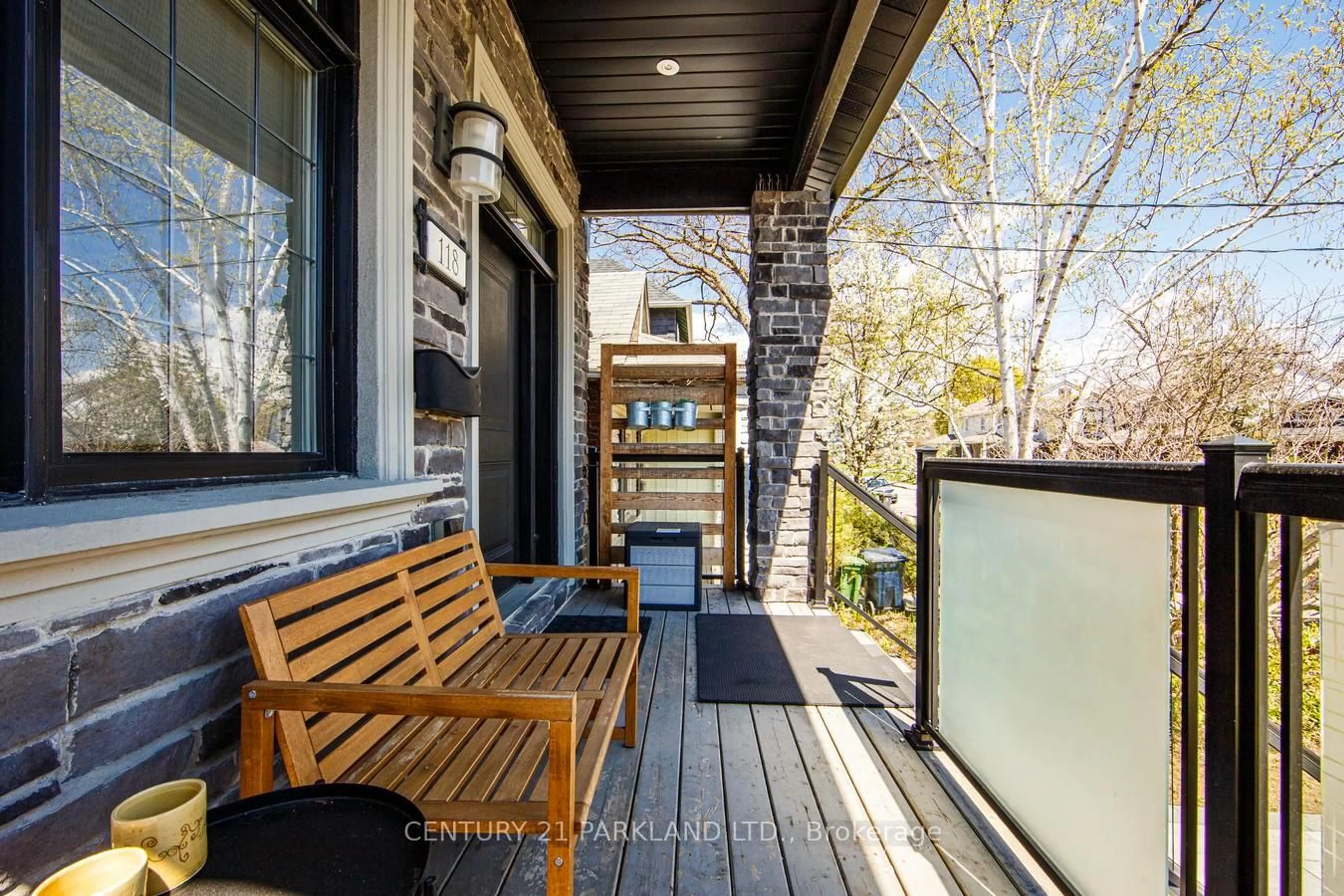 Patio, unknown for 118 Glebemount Ave, Toronto Ontario M4C 3S2